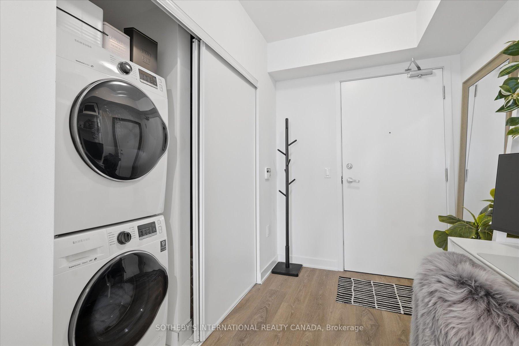 195 Redpath Avenue 2307