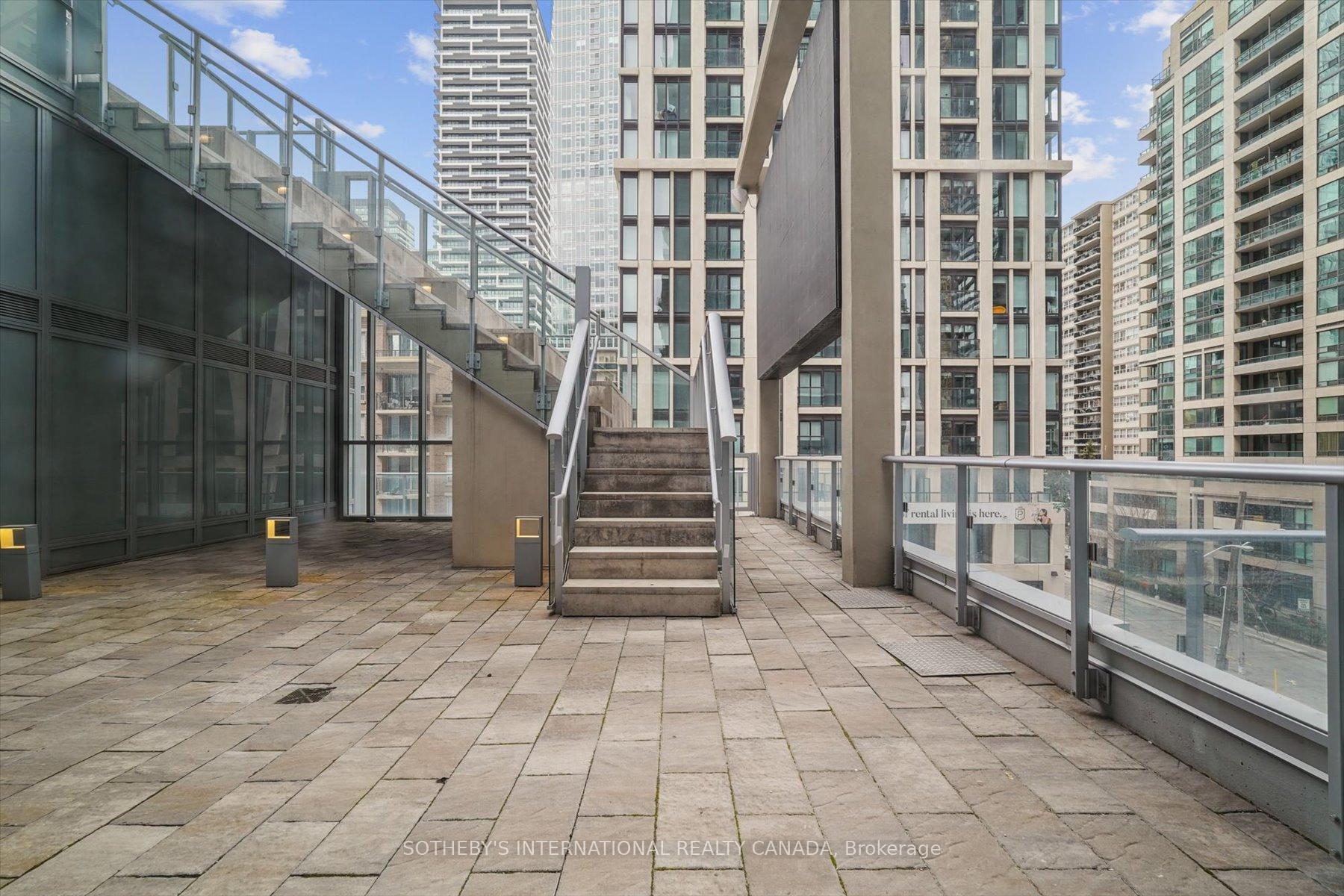 195 Redpath Avenue 2307