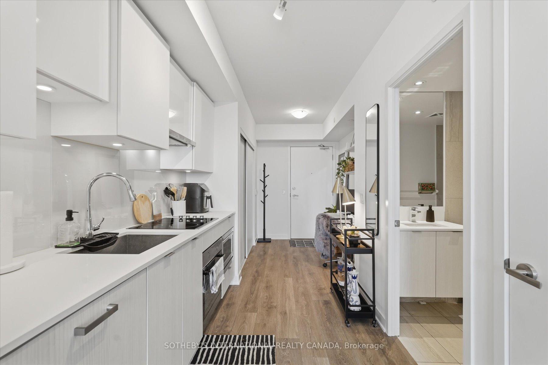 195 Redpath Avenue 2307