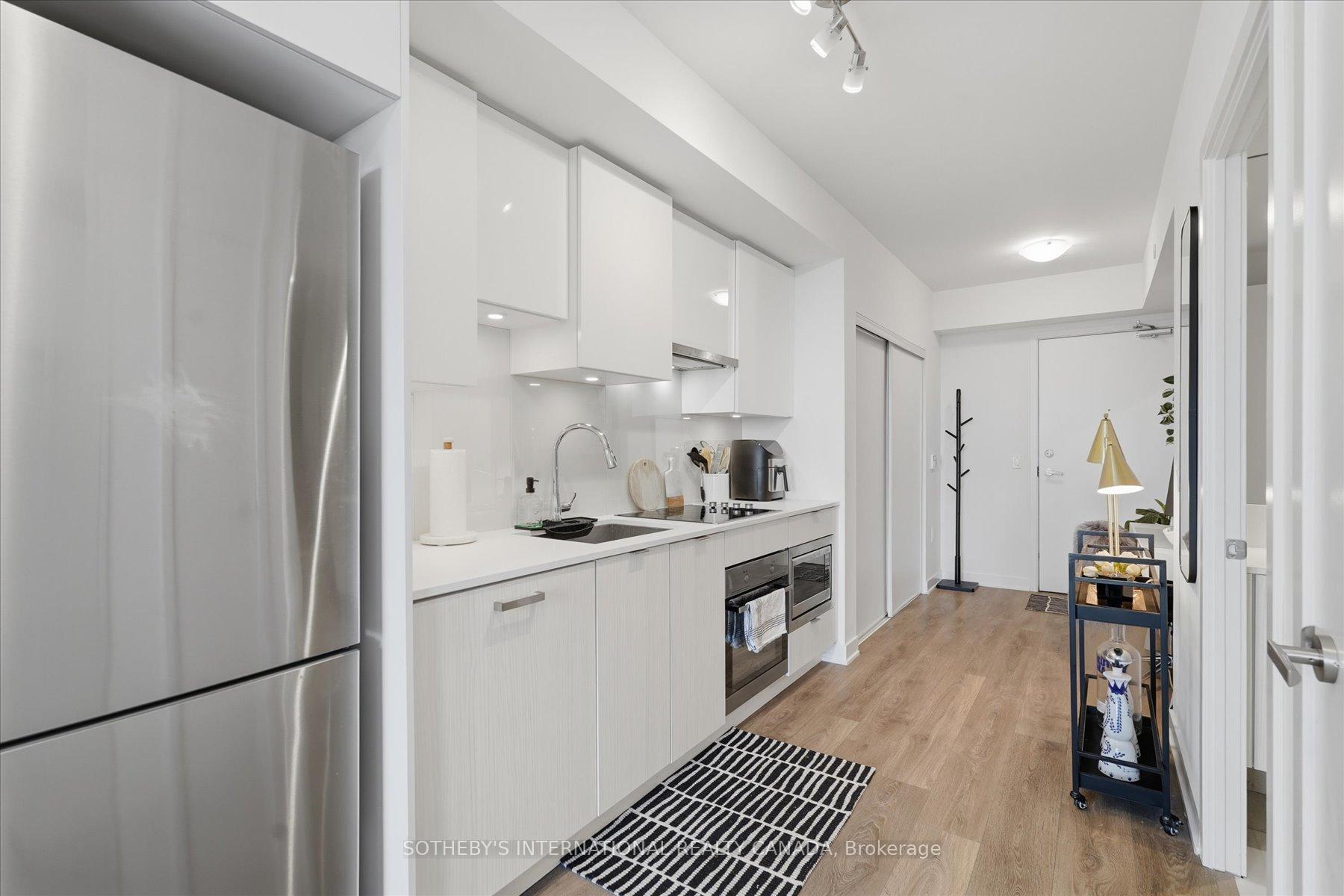 195 Redpath Avenue 2307