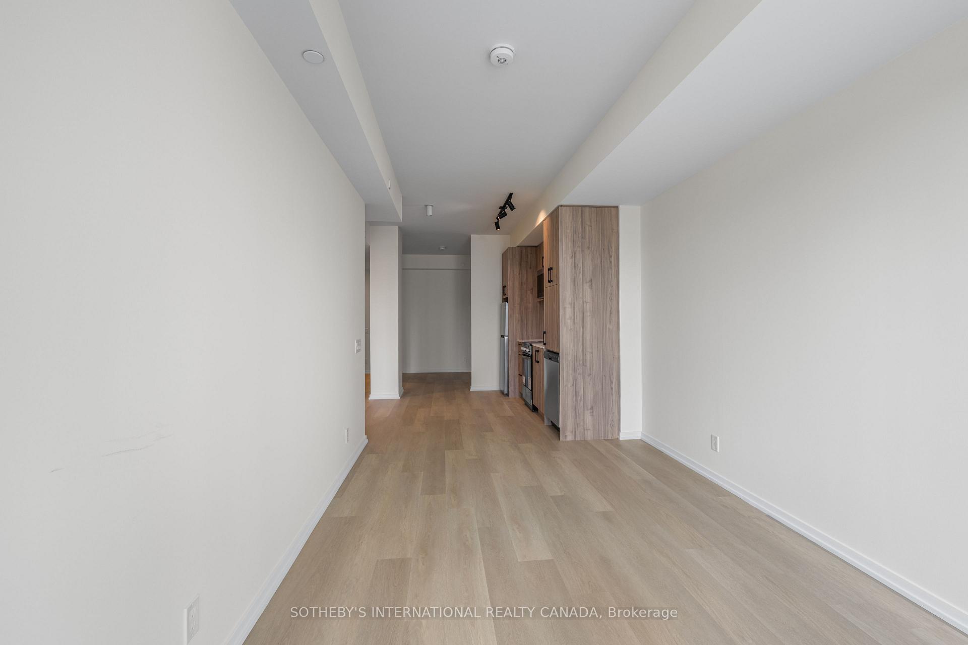 109 Erskine Avenue 403, Toronto Unit: 403