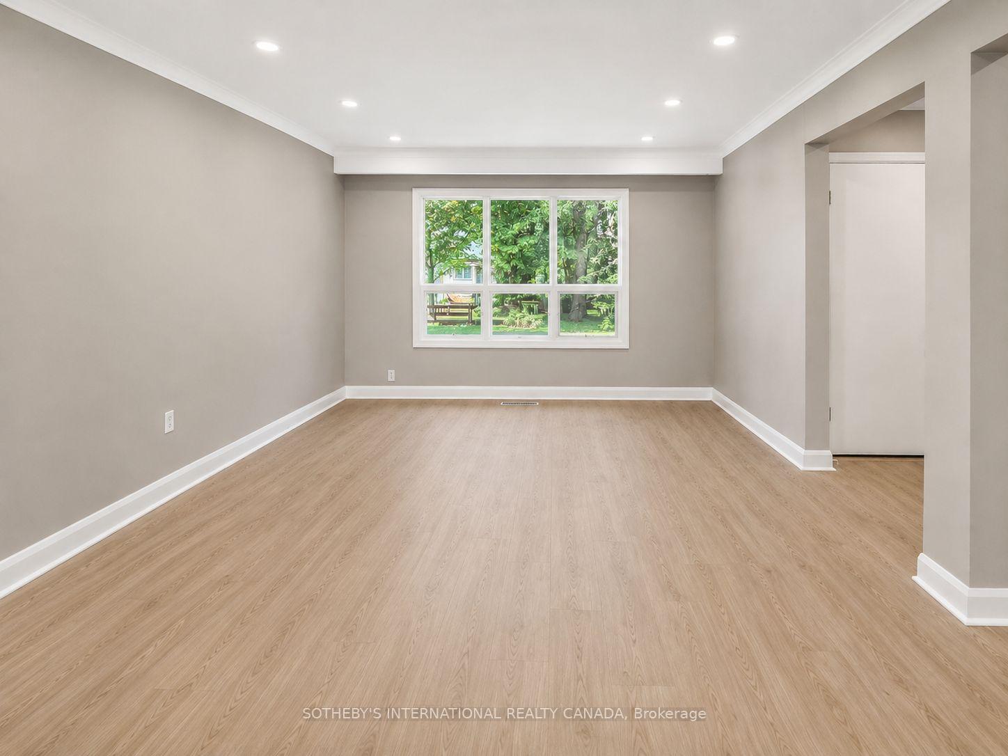 9 Lloydminster Crescent, Toronto