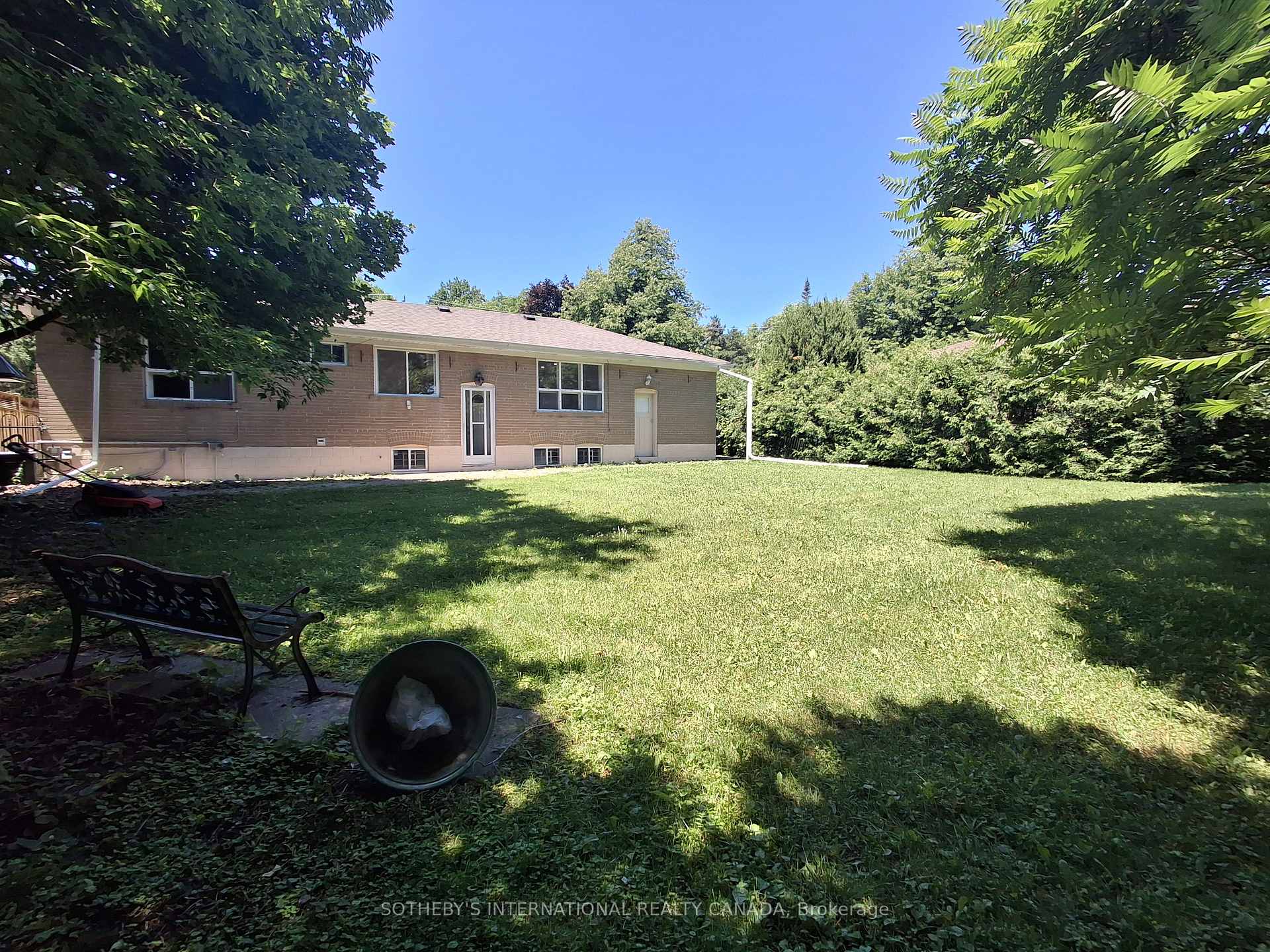 9 Lloydminster Crescent, Toronto
