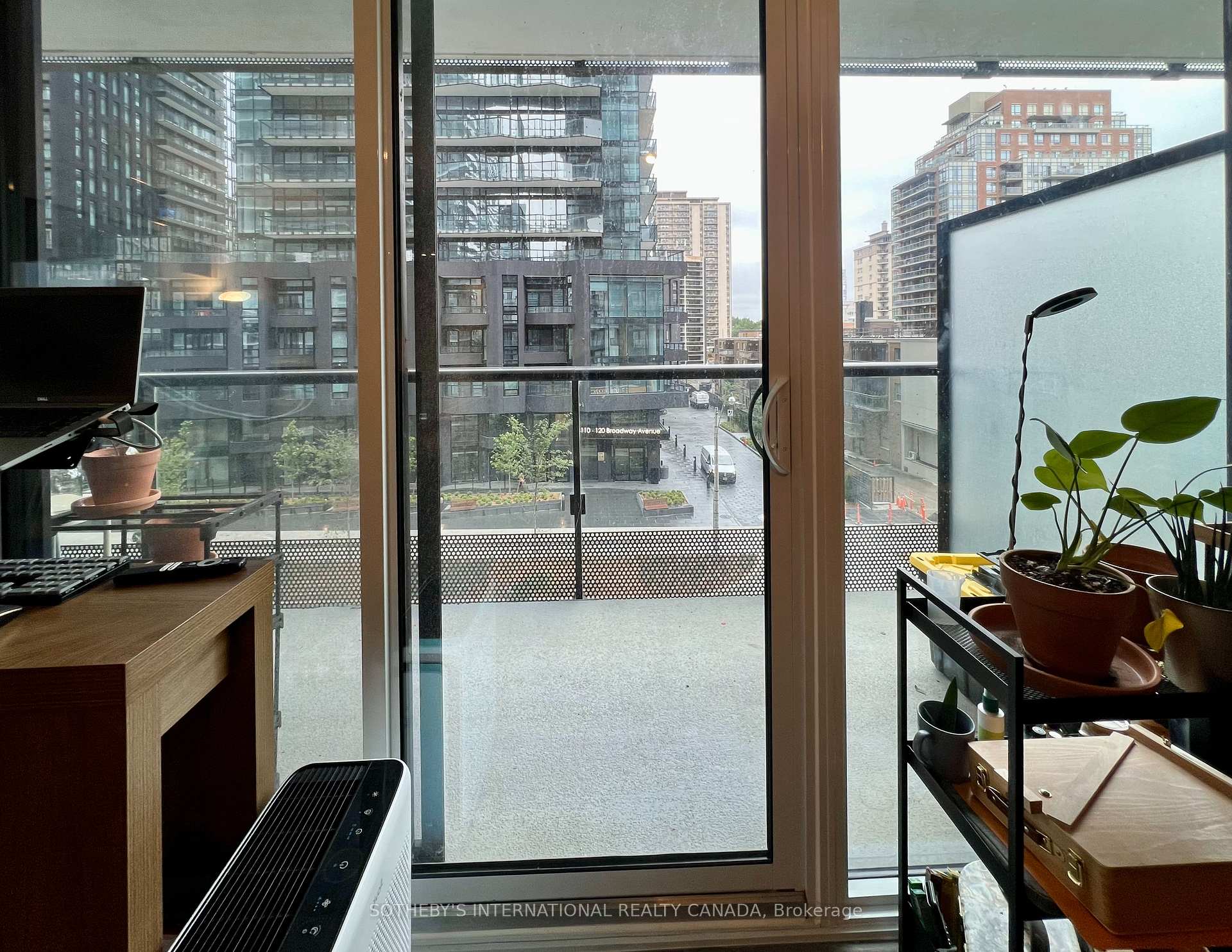 117 Broadway Avenue, Toronto