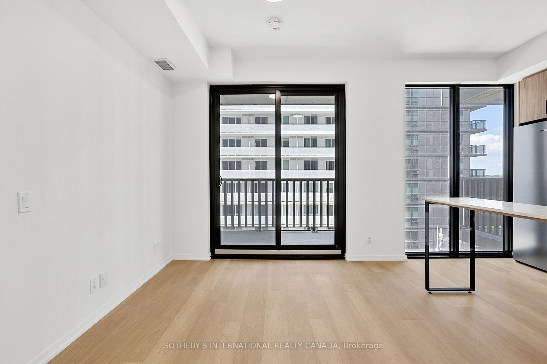 109 Erskine Avenue 1110, Toronto Unit: 1110
