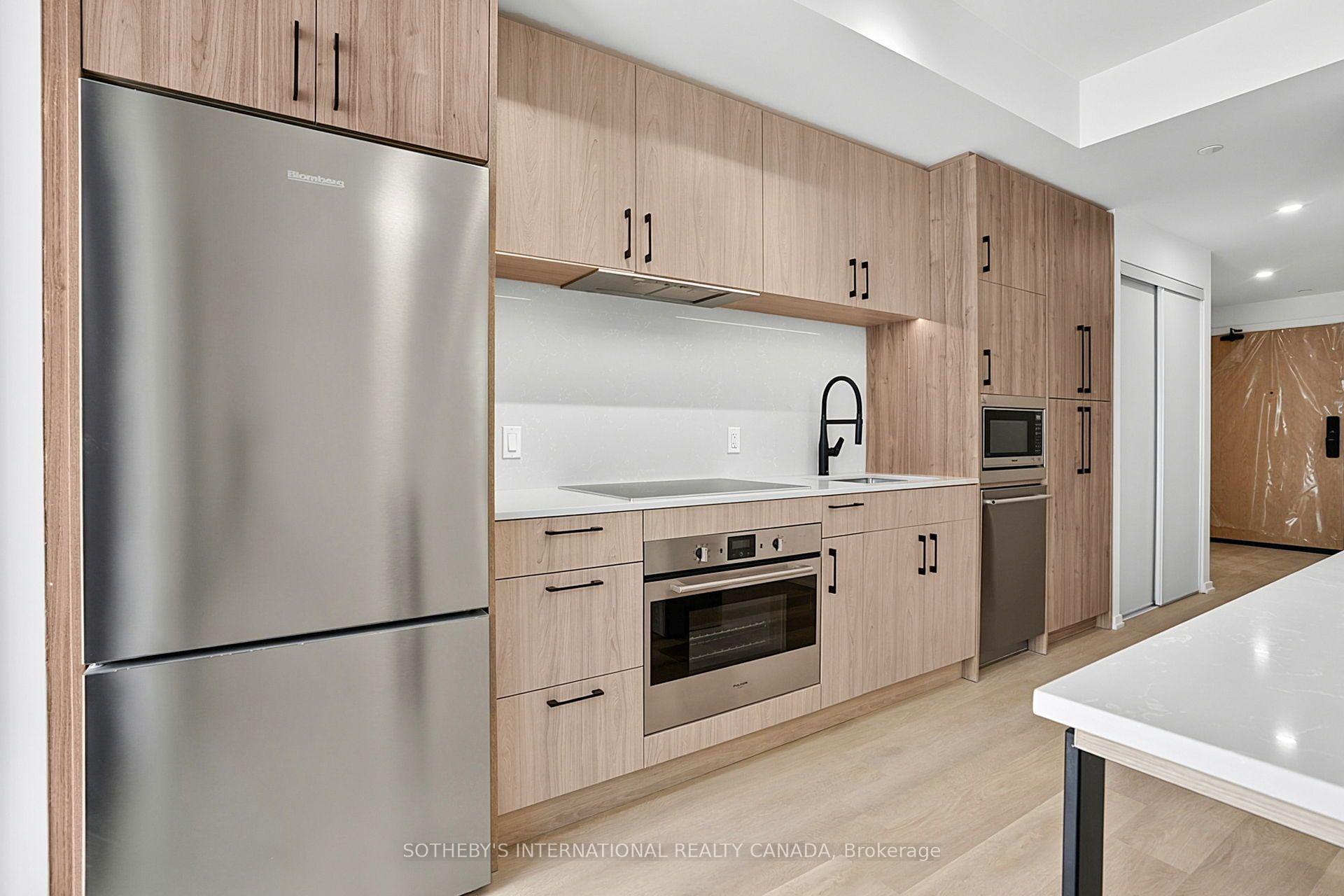 109 Erskine Avenue 1110, Toronto Unit: 1110