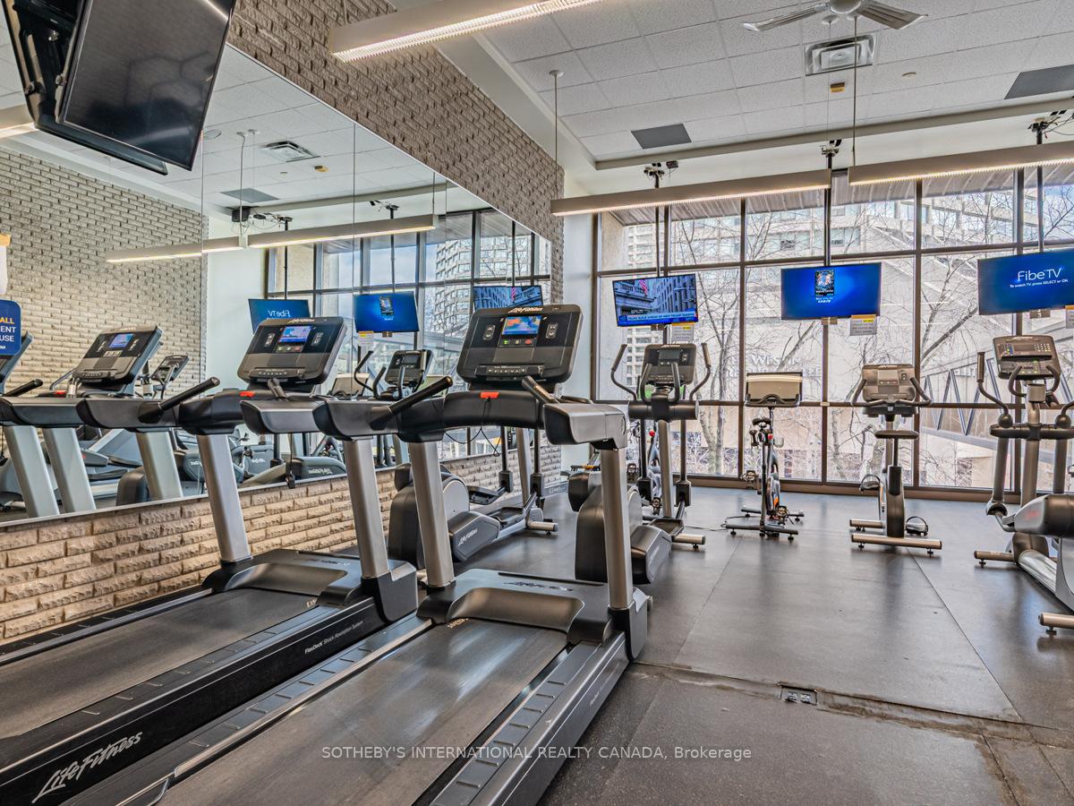 33 Harbour Square 1008, Toronto Unit: 1008