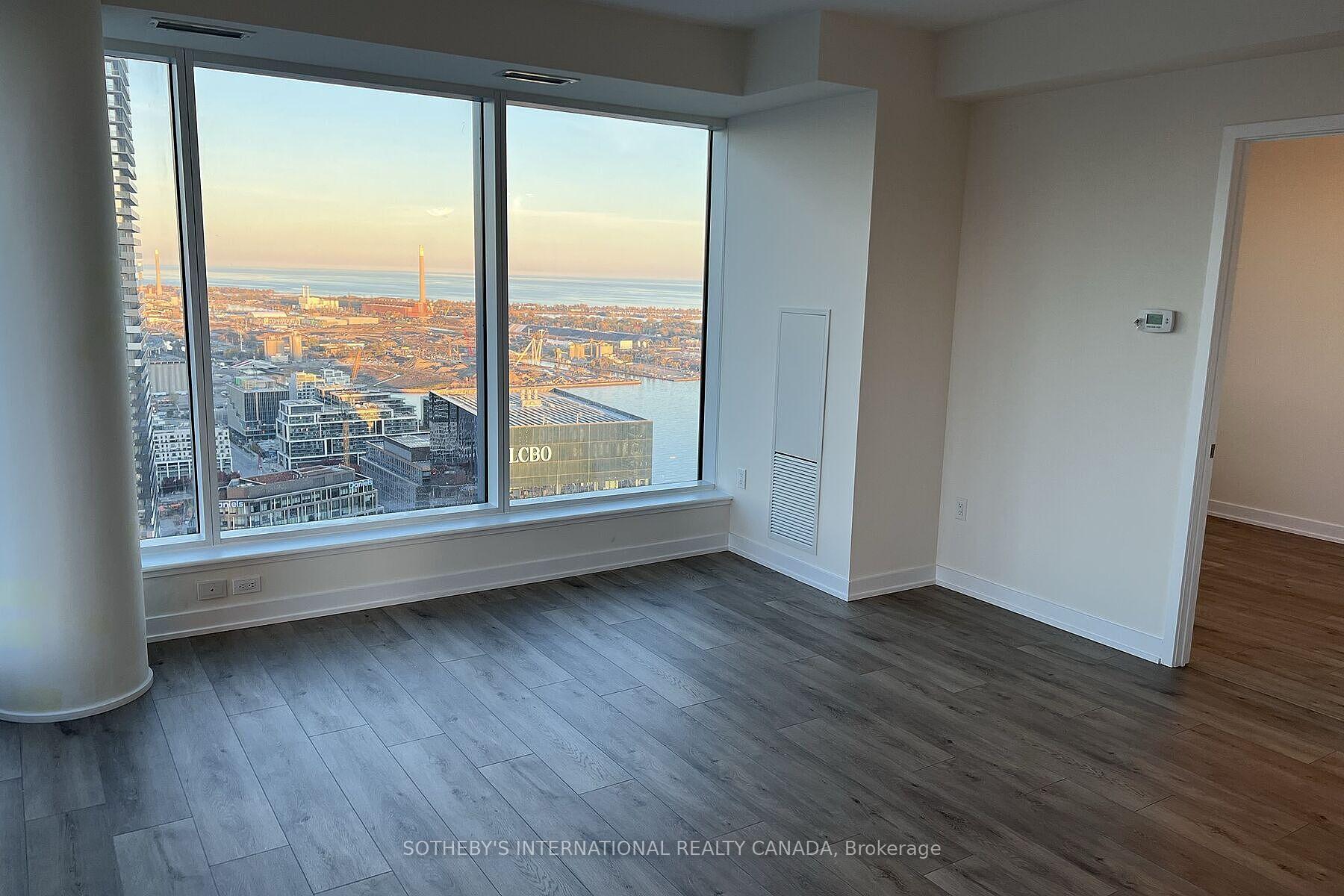 28 Freeland Street 4807, Toronto Unit: 4807