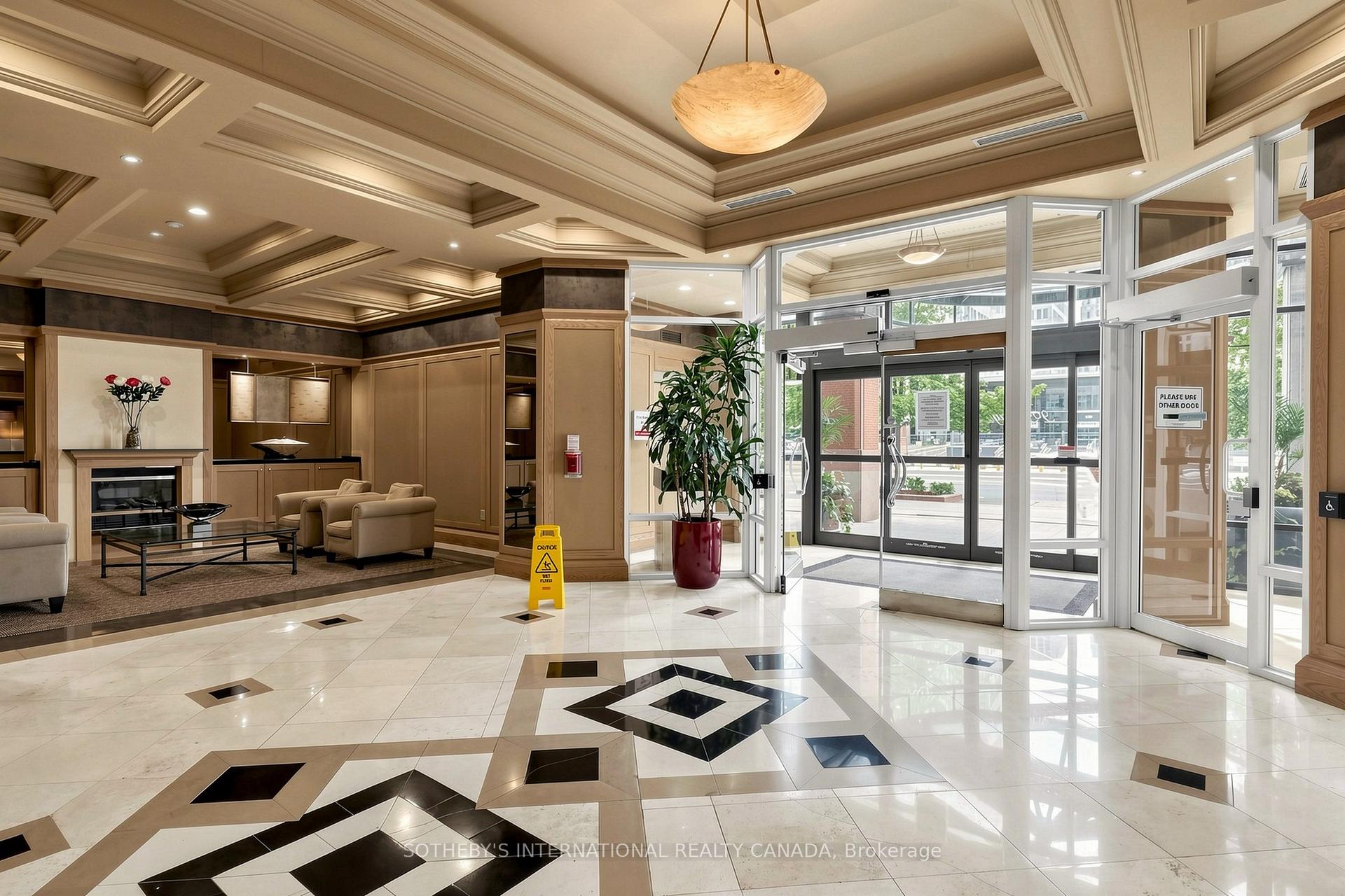 909 Bay Street 2303, Toronto Unit: 2303