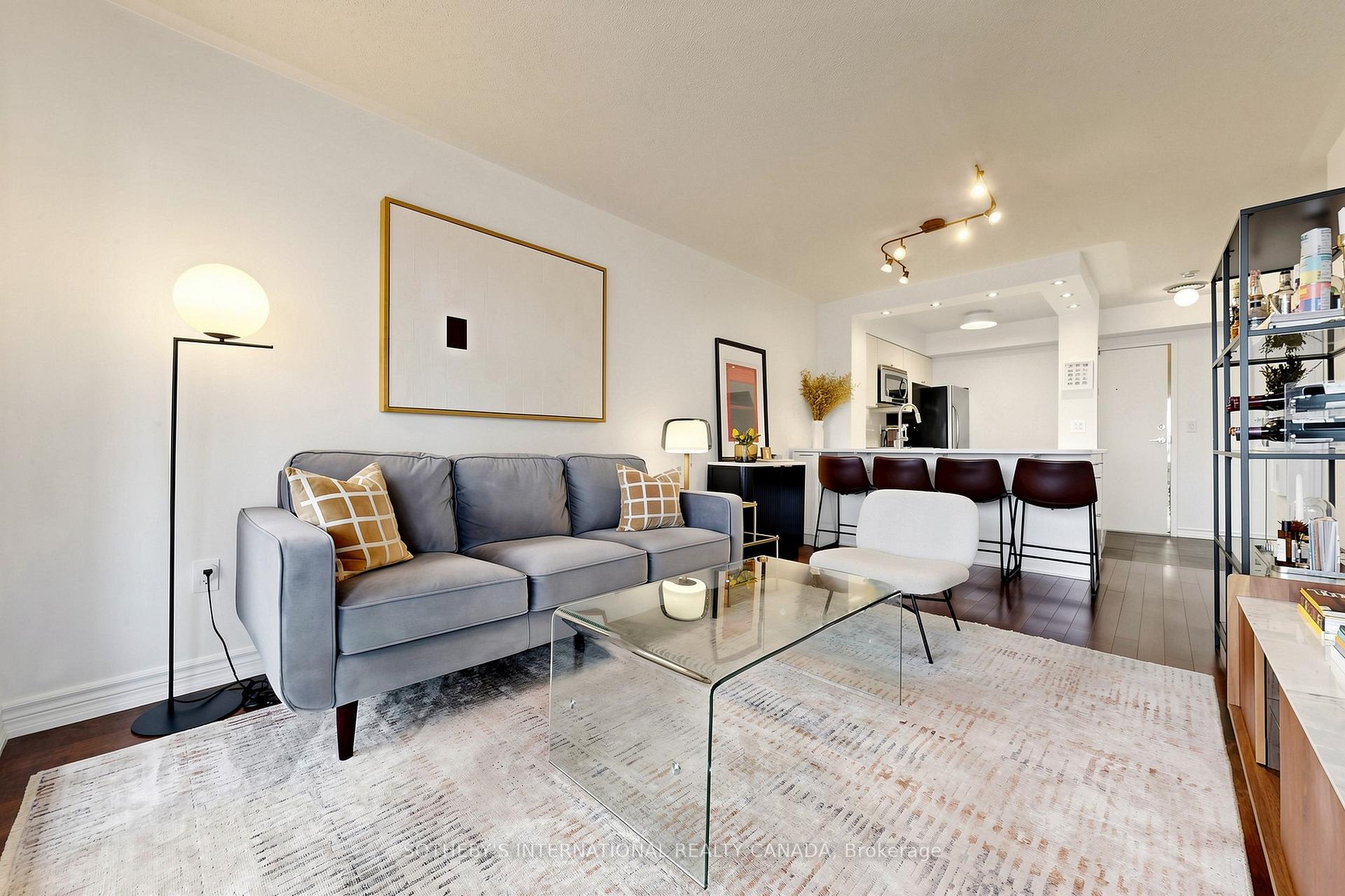 909 Bay Street 2303, Toronto Unit: 2303