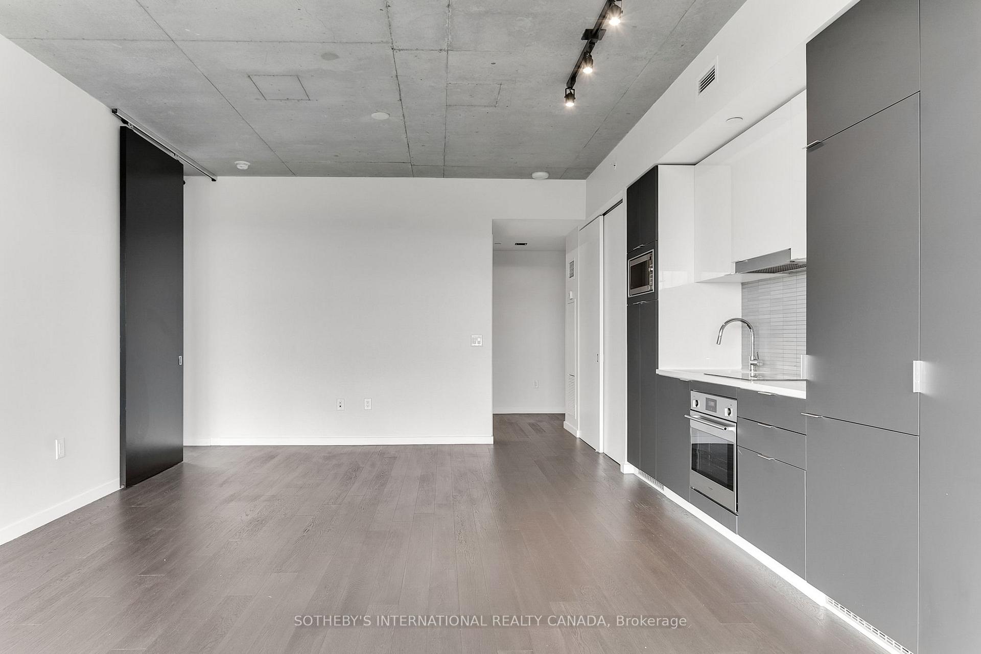 170 Bayview Avenue 820, Toronto Unit: 820