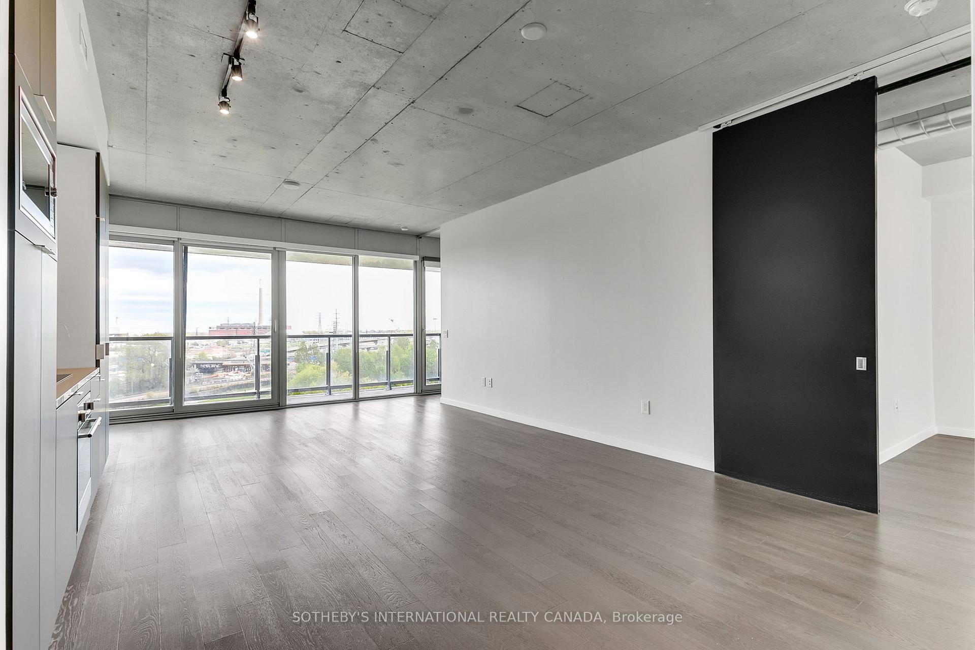 170 Bayview Avenue 820, Toronto Unit: 820