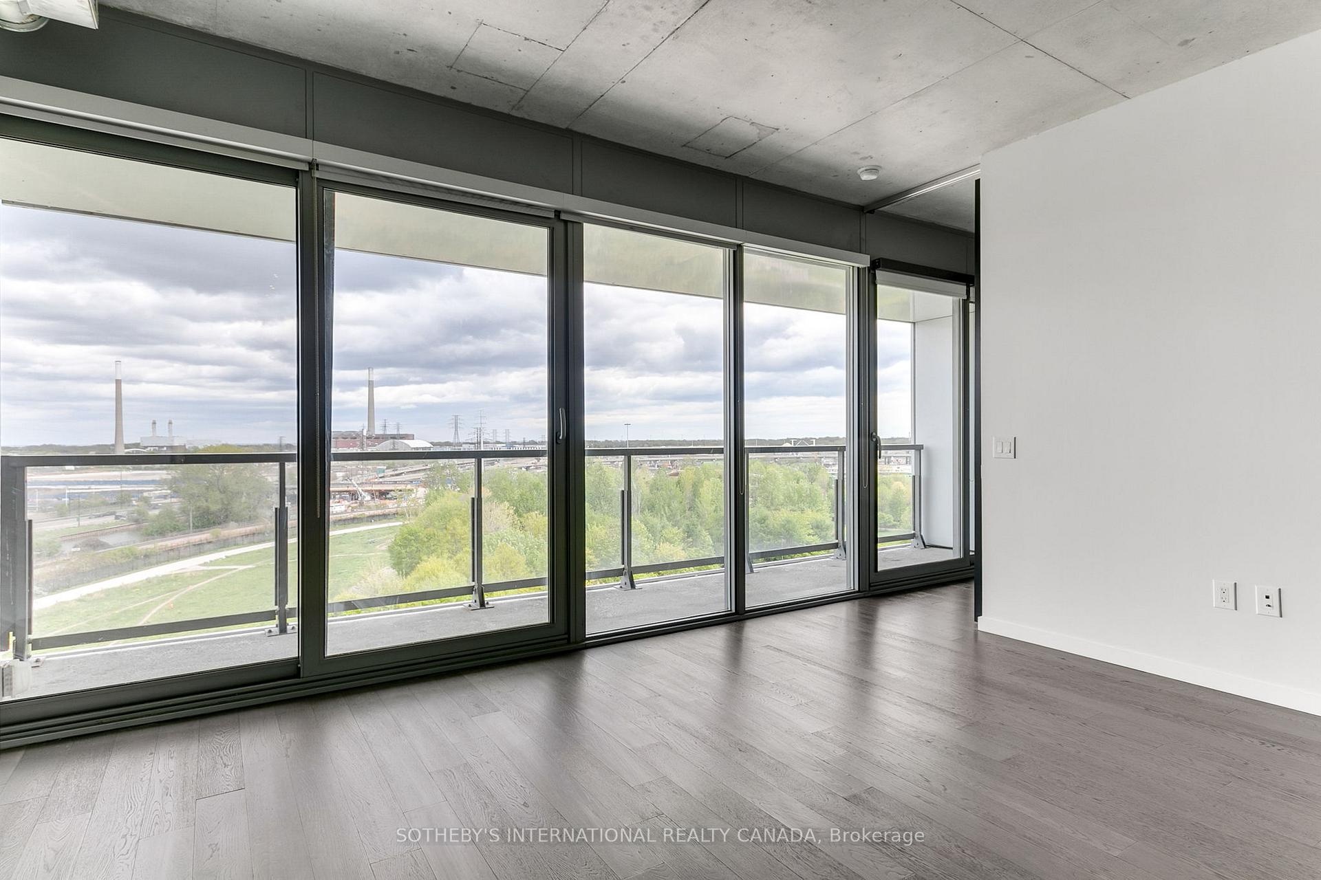 170 Bayview Avenue 820, Toronto Unit: 820