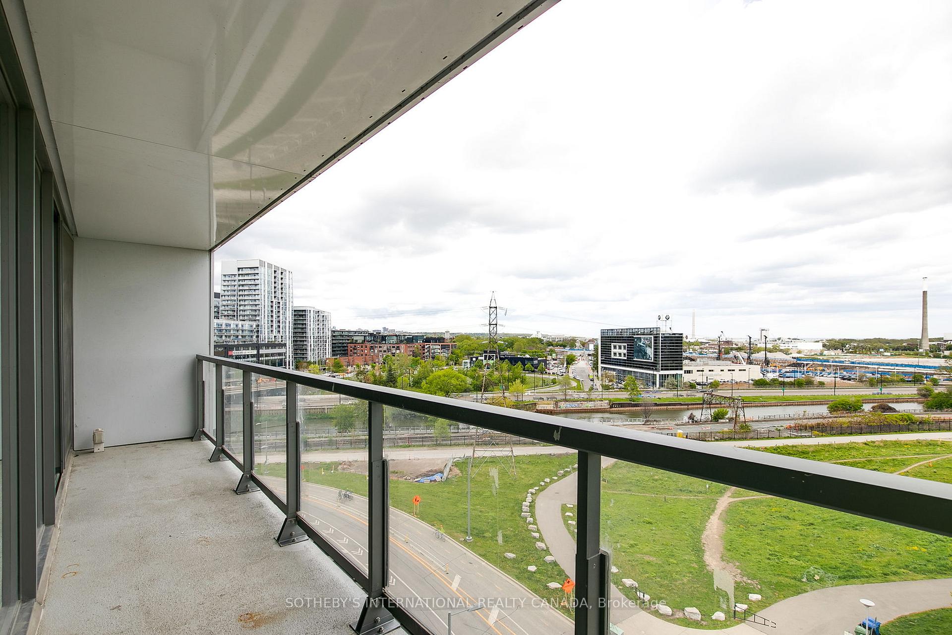 170 Bayview Avenue 820, Toronto Unit: 820
