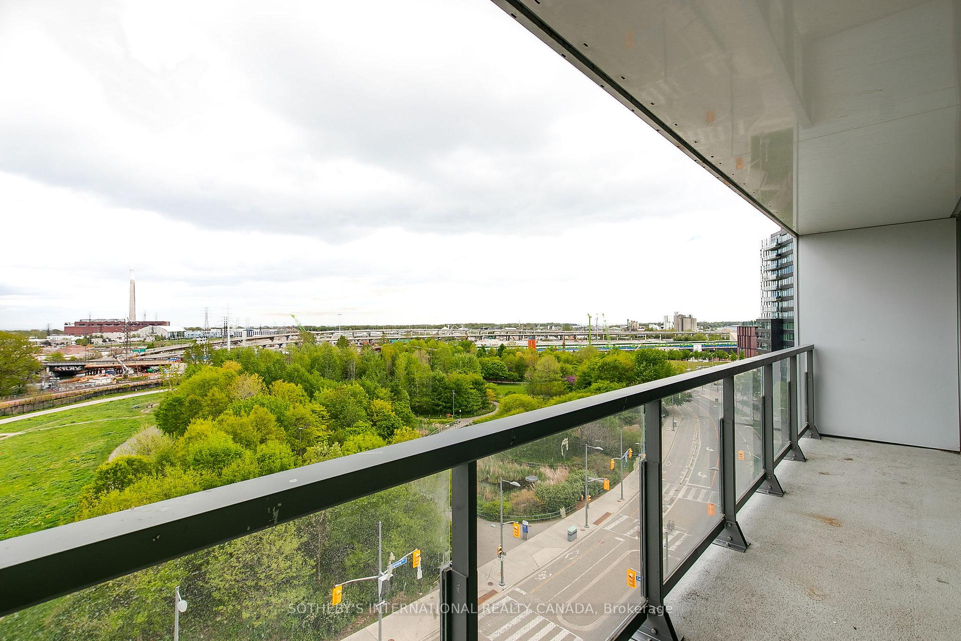 170 Bayview Avenue 820, Toronto Unit: 820