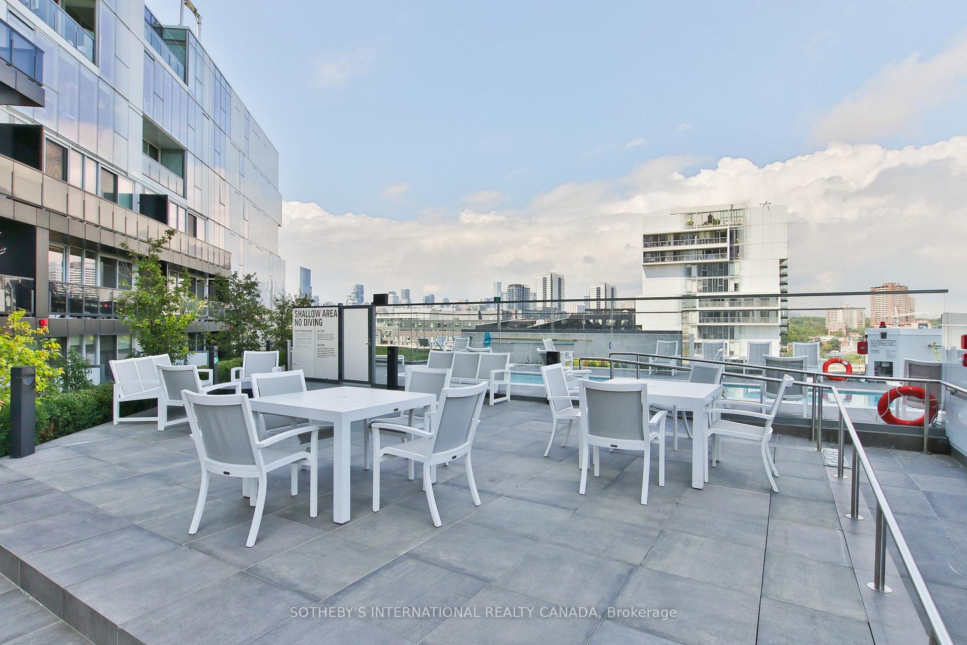 170 Bayview Avenue 820, Toronto Unit: 820