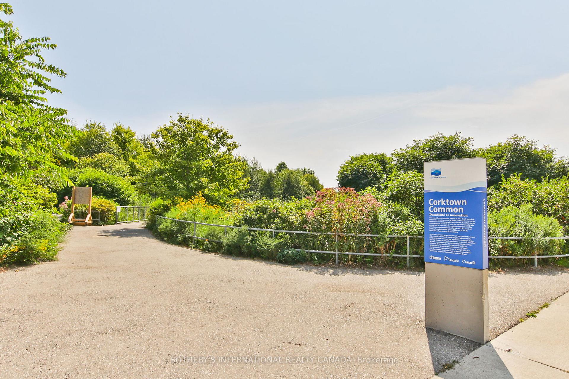 170 Bayview Avenue 820, Toronto Unit: 820
