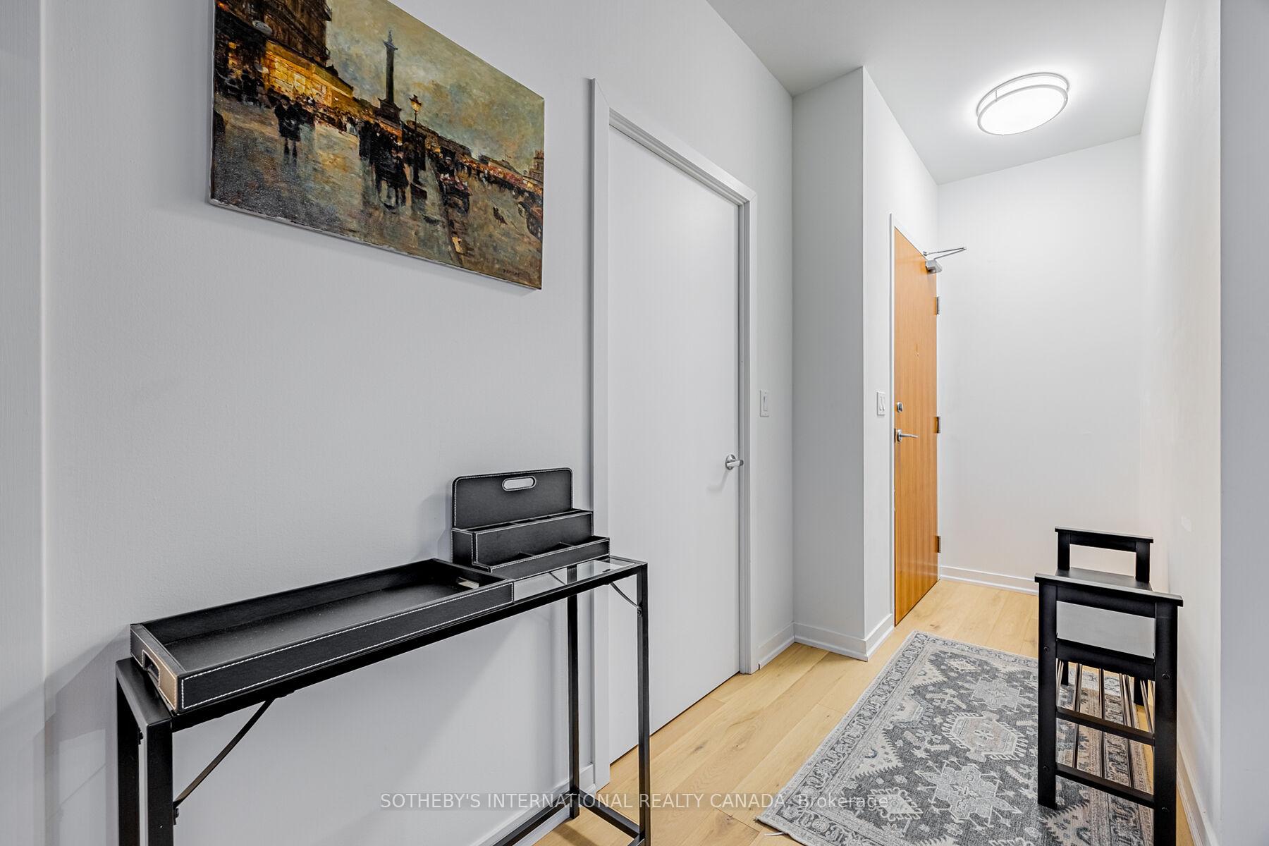 33 Lombard Street 4301, Toronto Unit: 4301