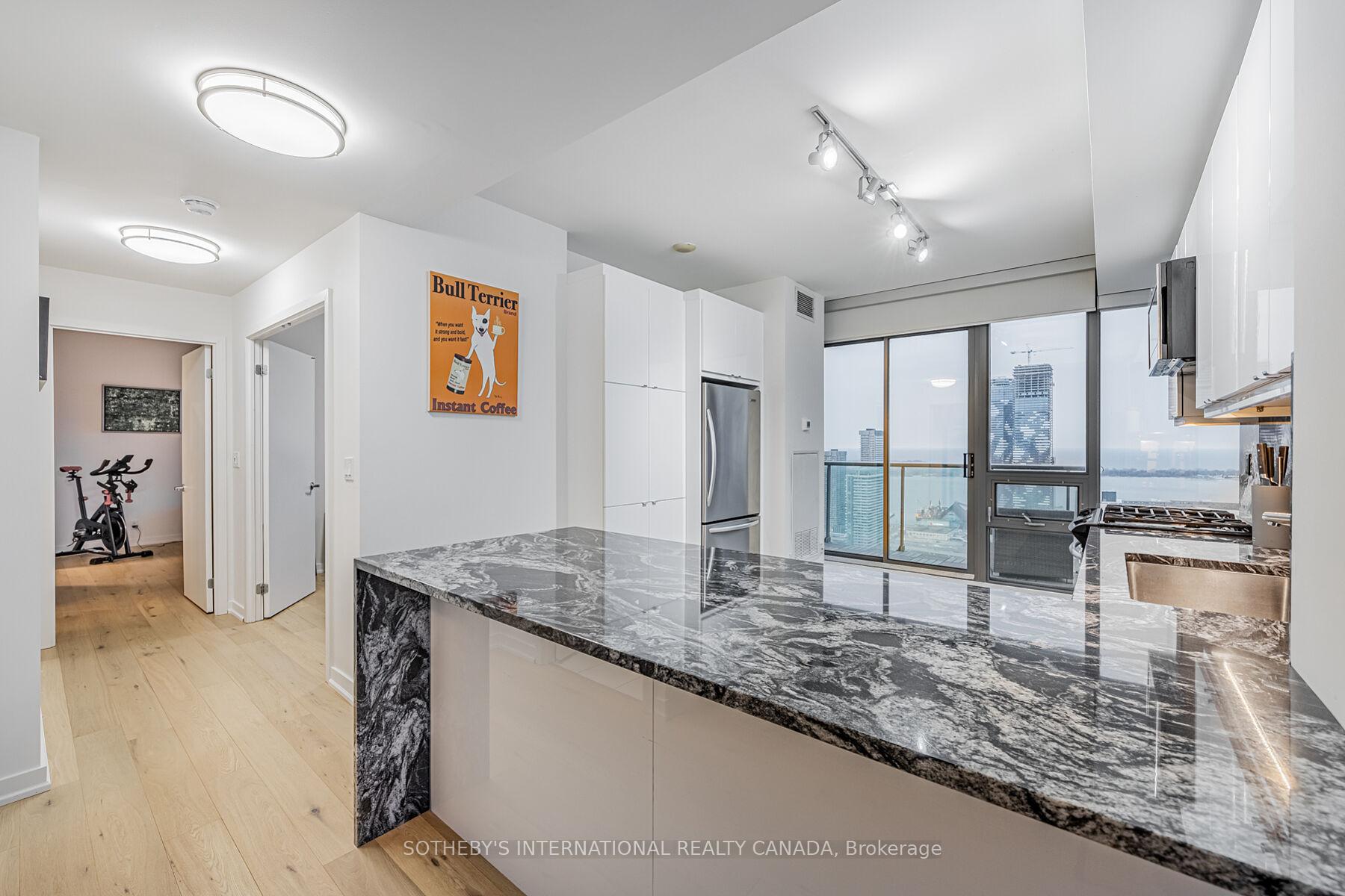 33 Lombard Street 4301, Toronto Unit: 4301