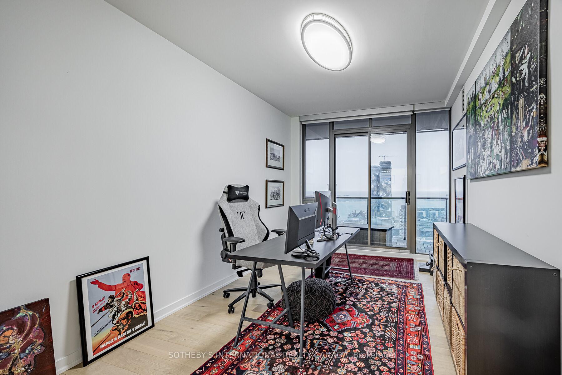 33 Lombard Street 4301, Toronto Unit: 4301