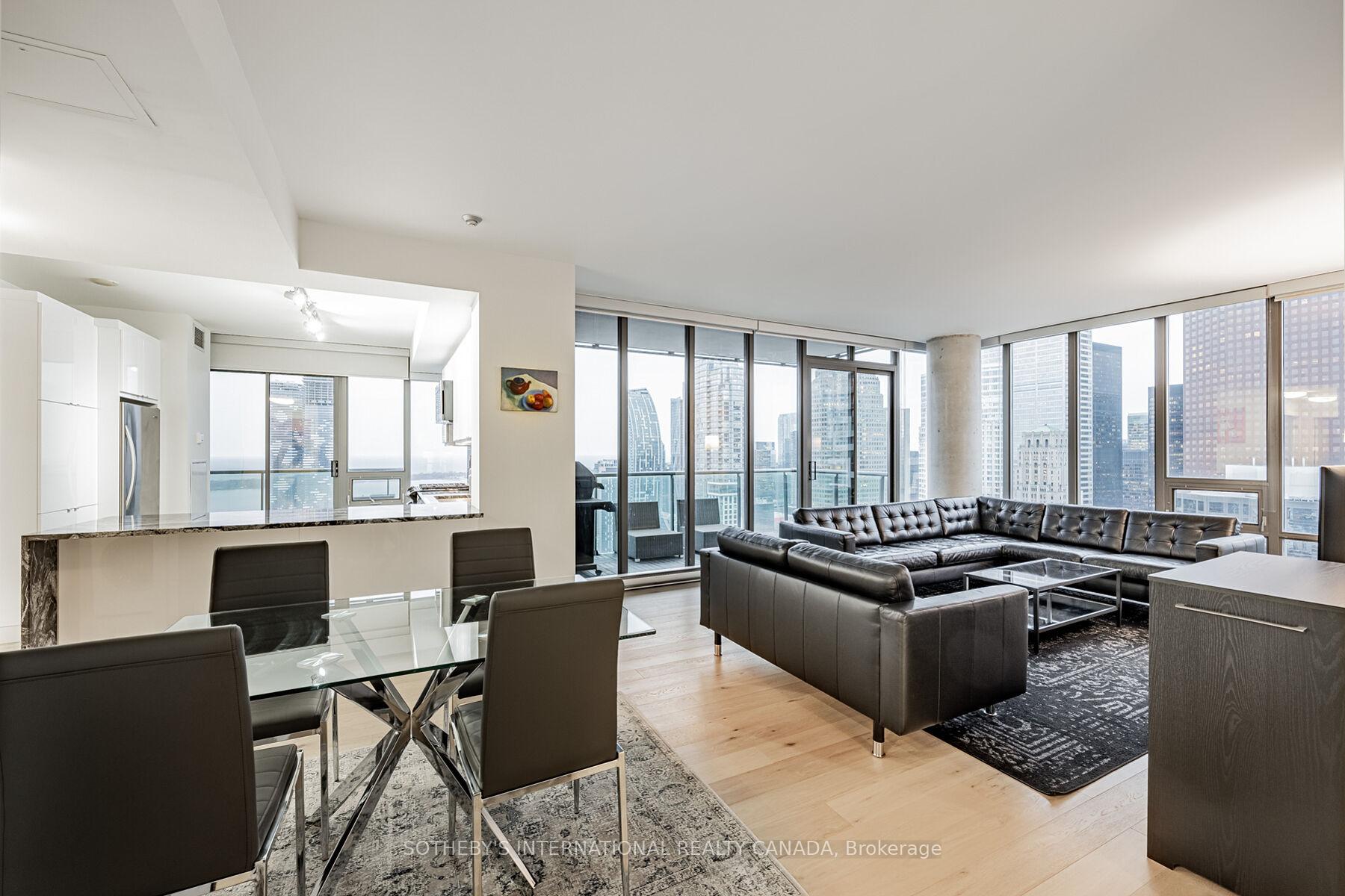 33 Lombard Street 4301, Toronto Unit: 4301