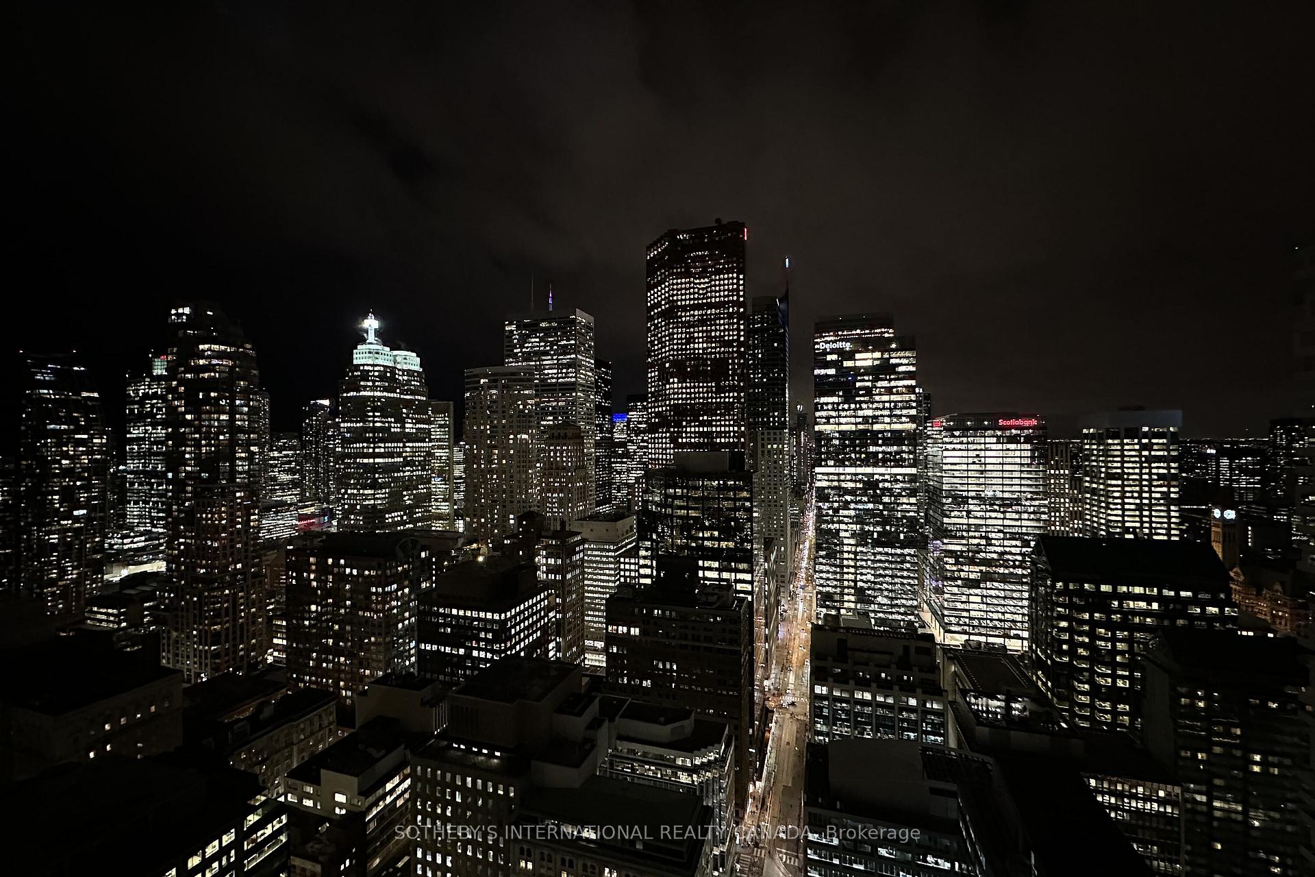 33 Lombard Street 4301, Toronto Unit: 4301