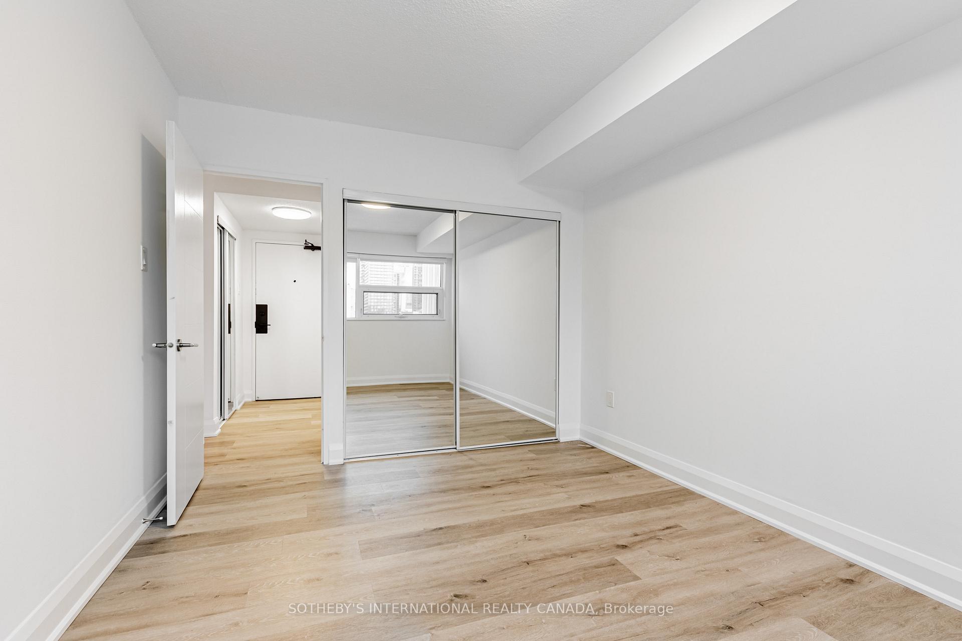 191 Sherbourne Street 1415, Toronto Unit: 1415