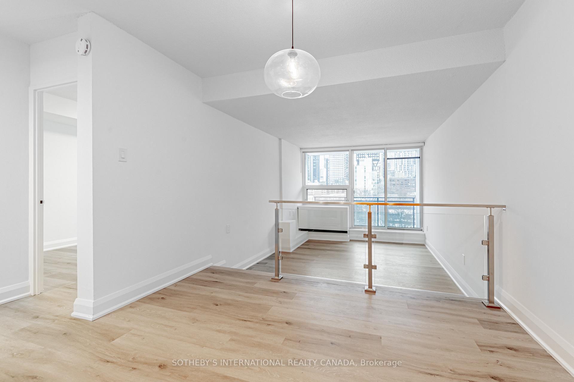 191 Sherbourne Street 1415, Toronto Unit: 1415