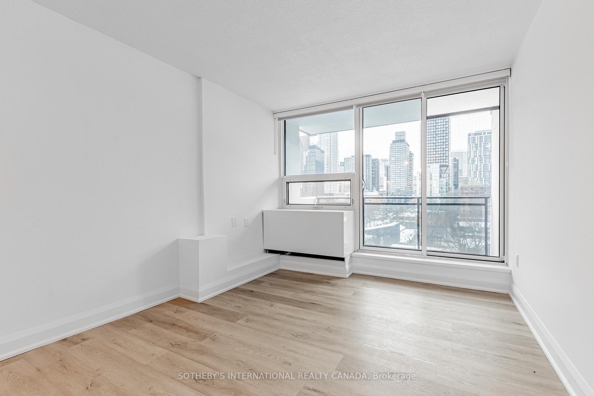 191 Sherbourne Street 1415, Toronto Unit: 1415