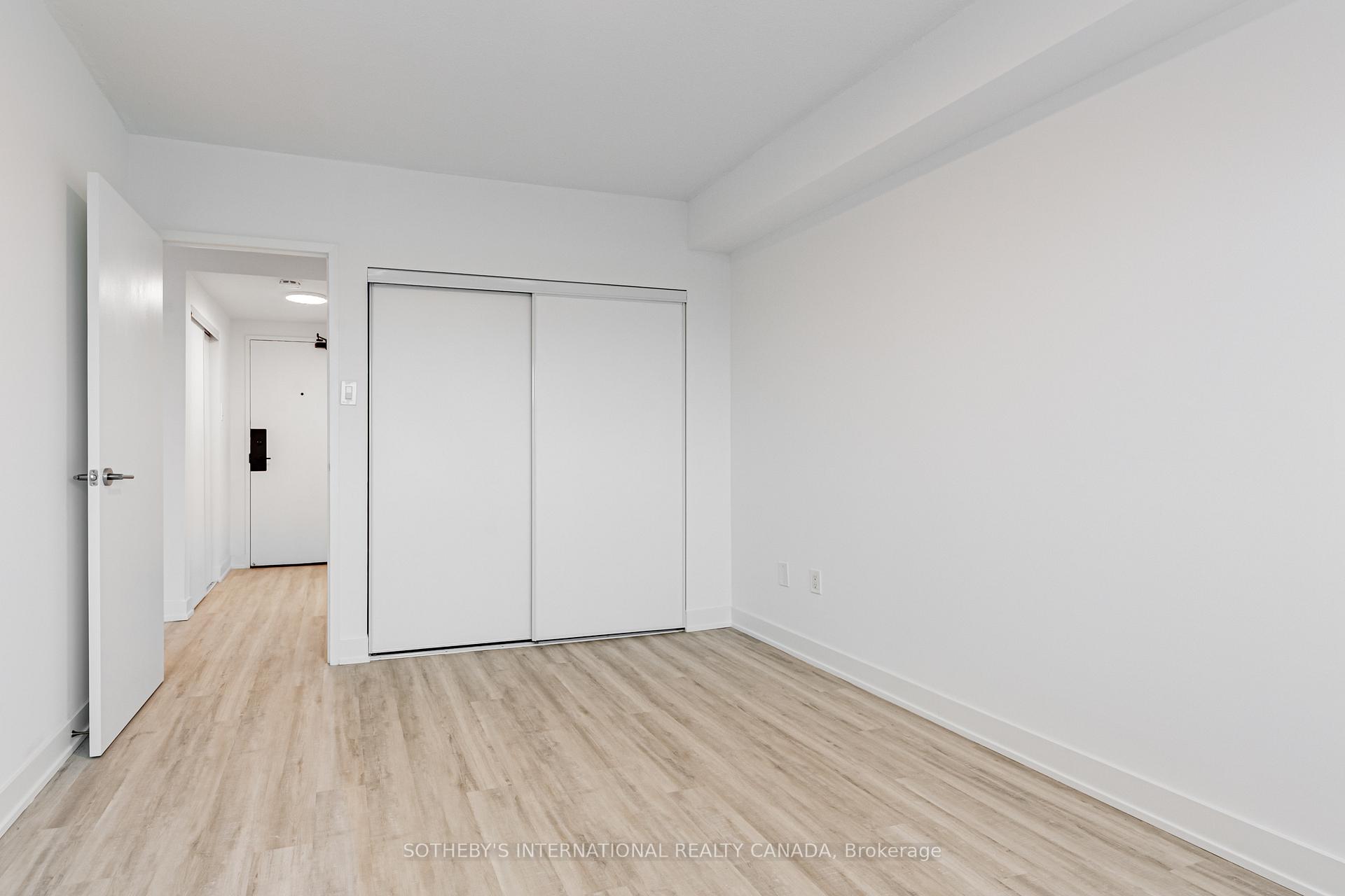 191 Sherbourne Street 1718, Toronto Unit: 1718