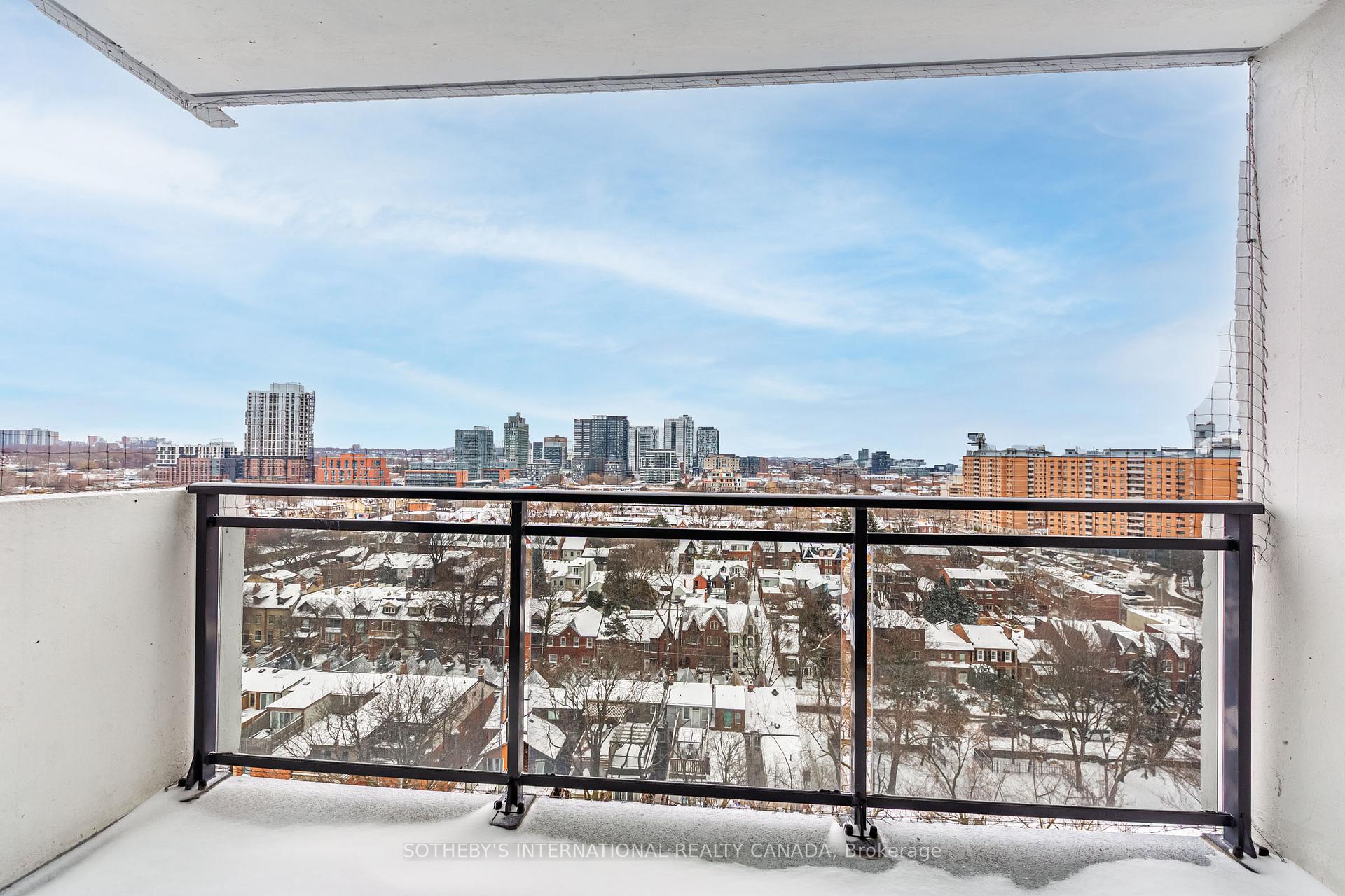191 Sherbourne Street 1718, Toronto Unit: 1718