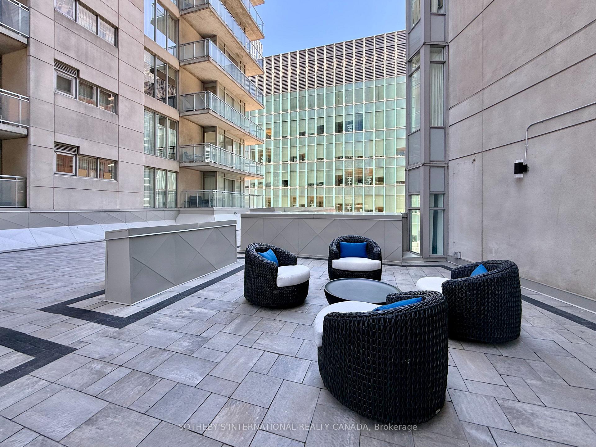 210 Victoria Street 717, Toronto Unit: 717
