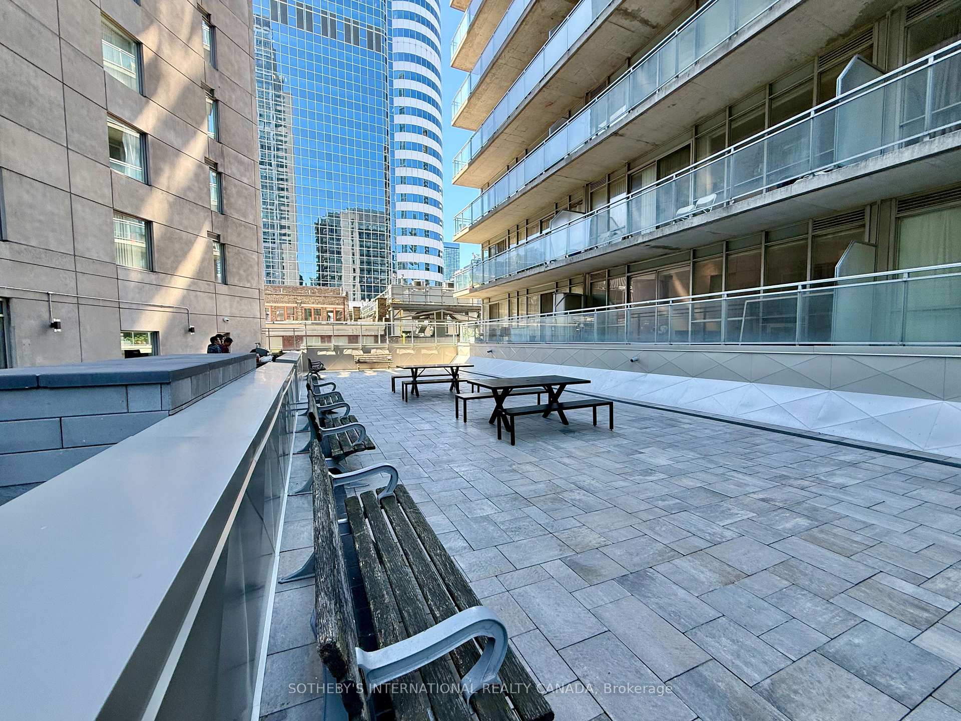 210 Victoria Street 717, Toronto Unit: 717