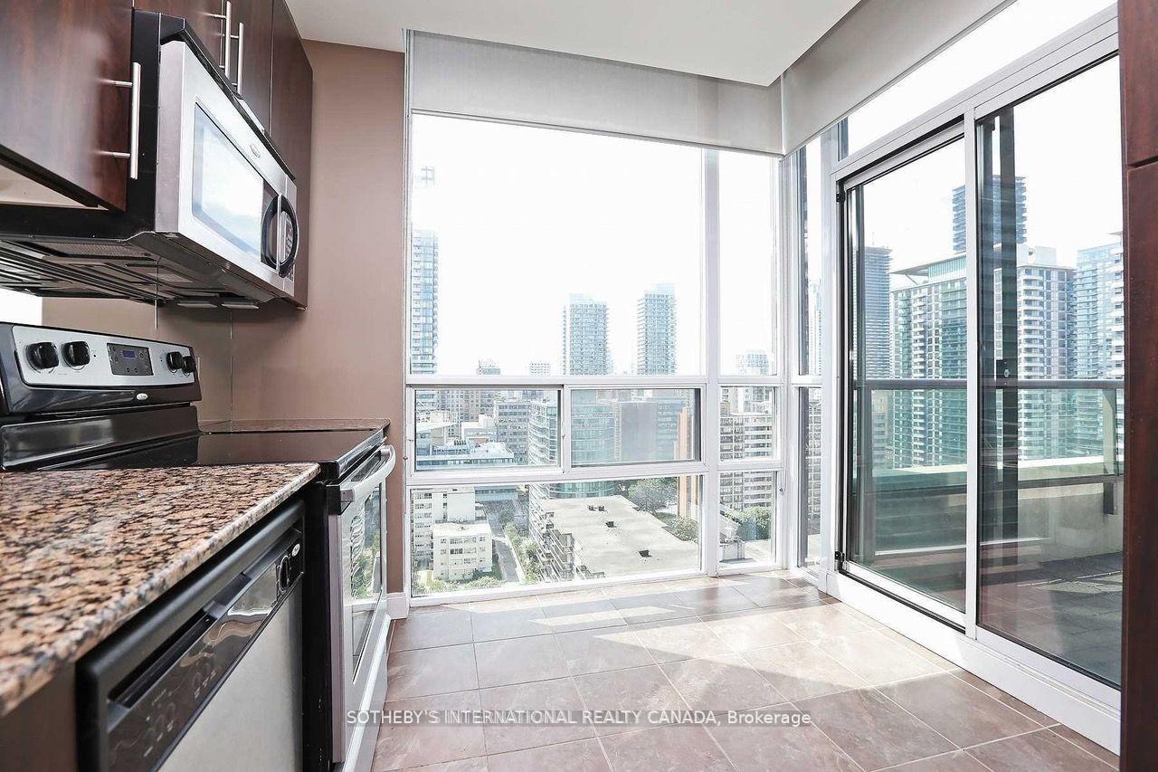 88 Broadway Avenue 1806, Toronto Unit: 1806