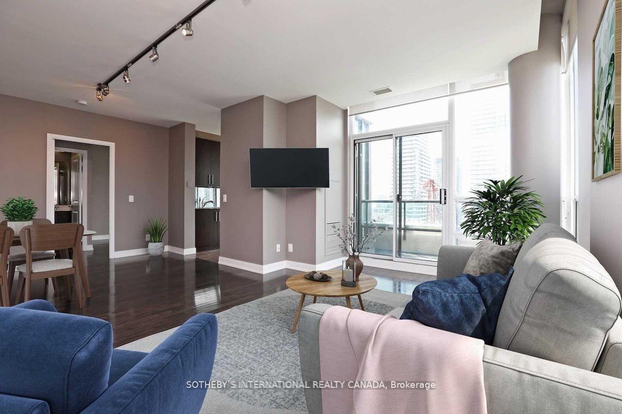88 Broadway Avenue 1806, Toronto Unit: 1806