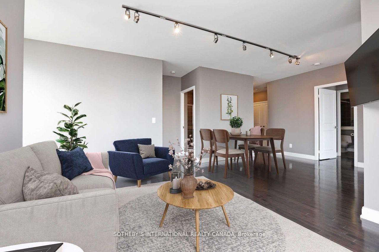 88 Broadway Avenue 1806, Toronto Unit: 1806