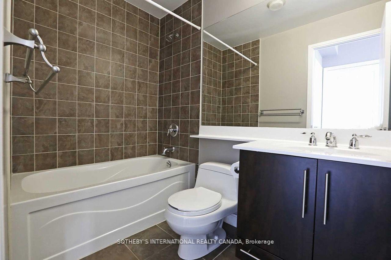 88 Broadway Avenue 1806, Toronto Unit: 1806