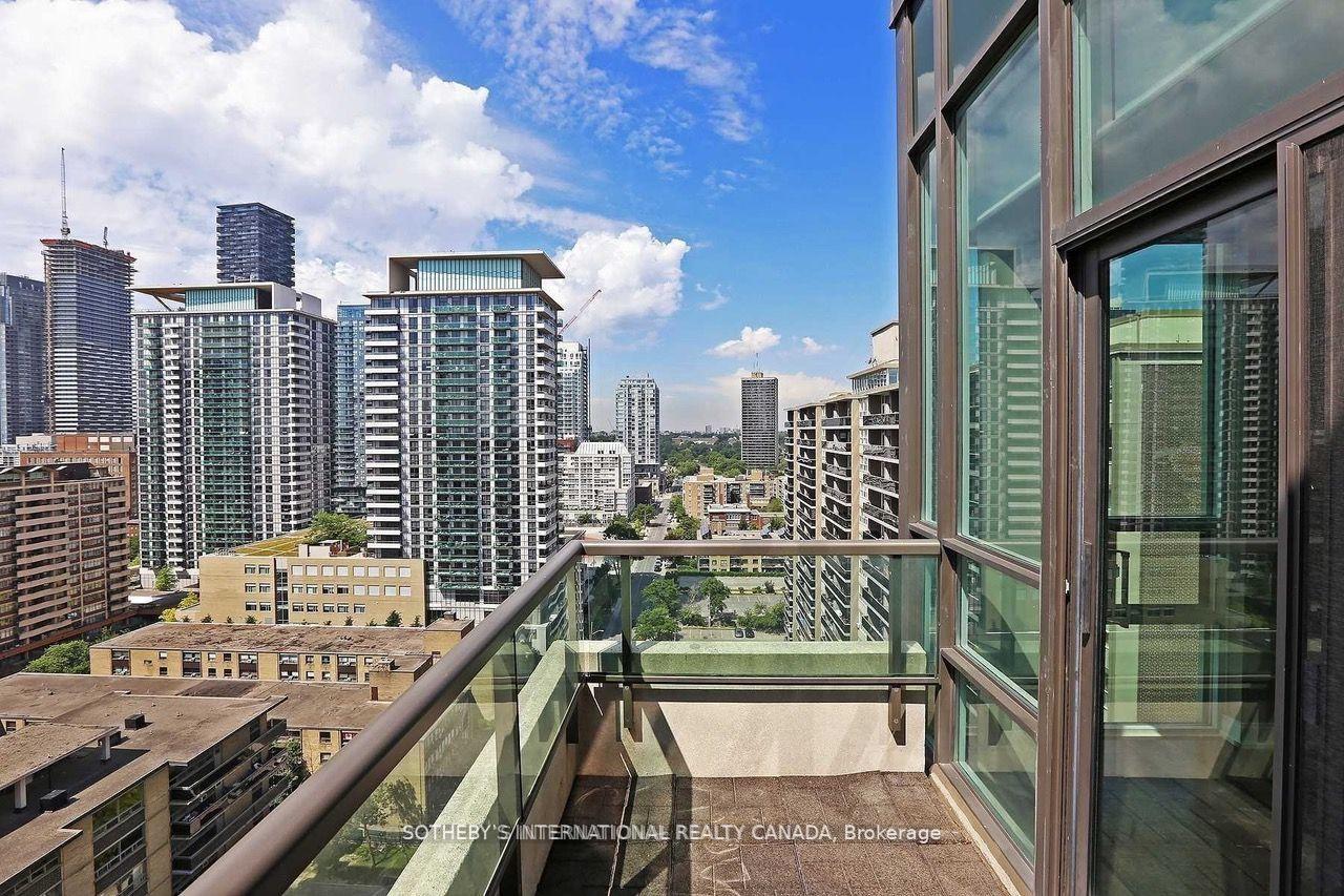 88 Broadway Avenue 1806, Toronto Unit: 1806
