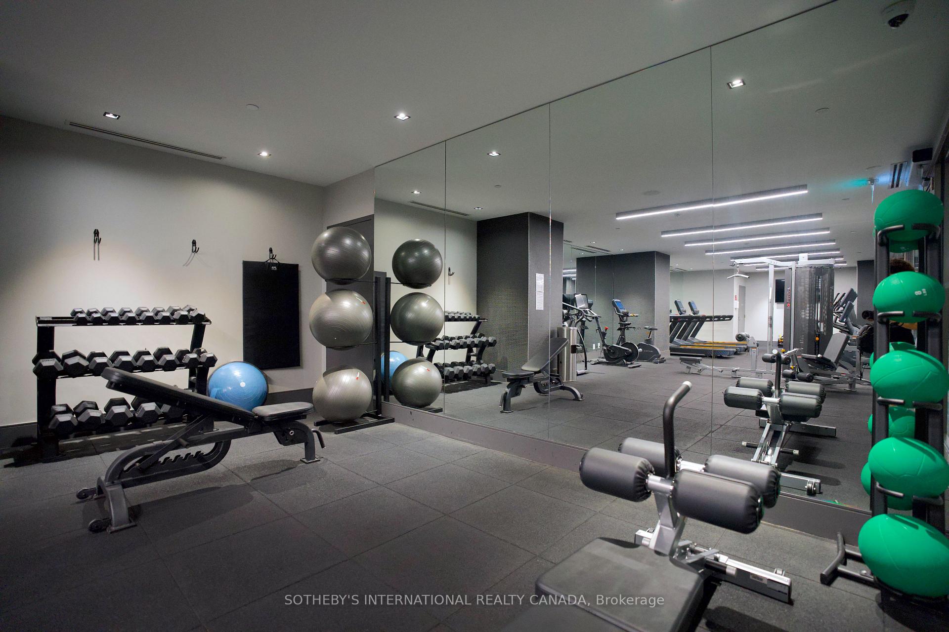 8 Widmer Street 3209, Toronto Unit: 3209