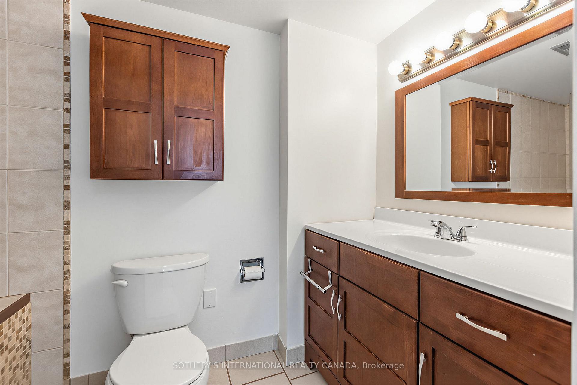 45 Carlton Street 403, Toronto Unit: 403