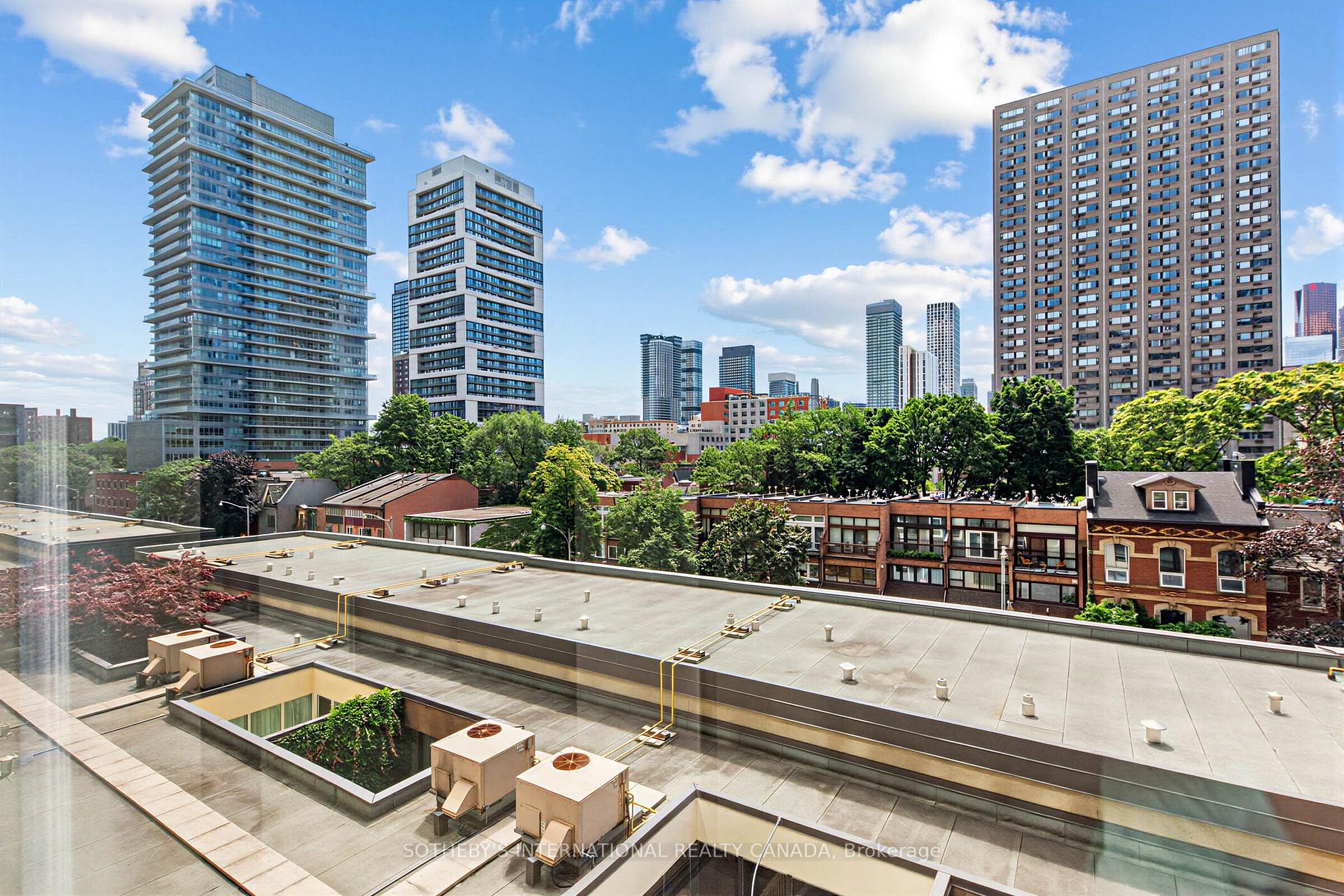 45 Carlton Street 403, Toronto Unit: 403