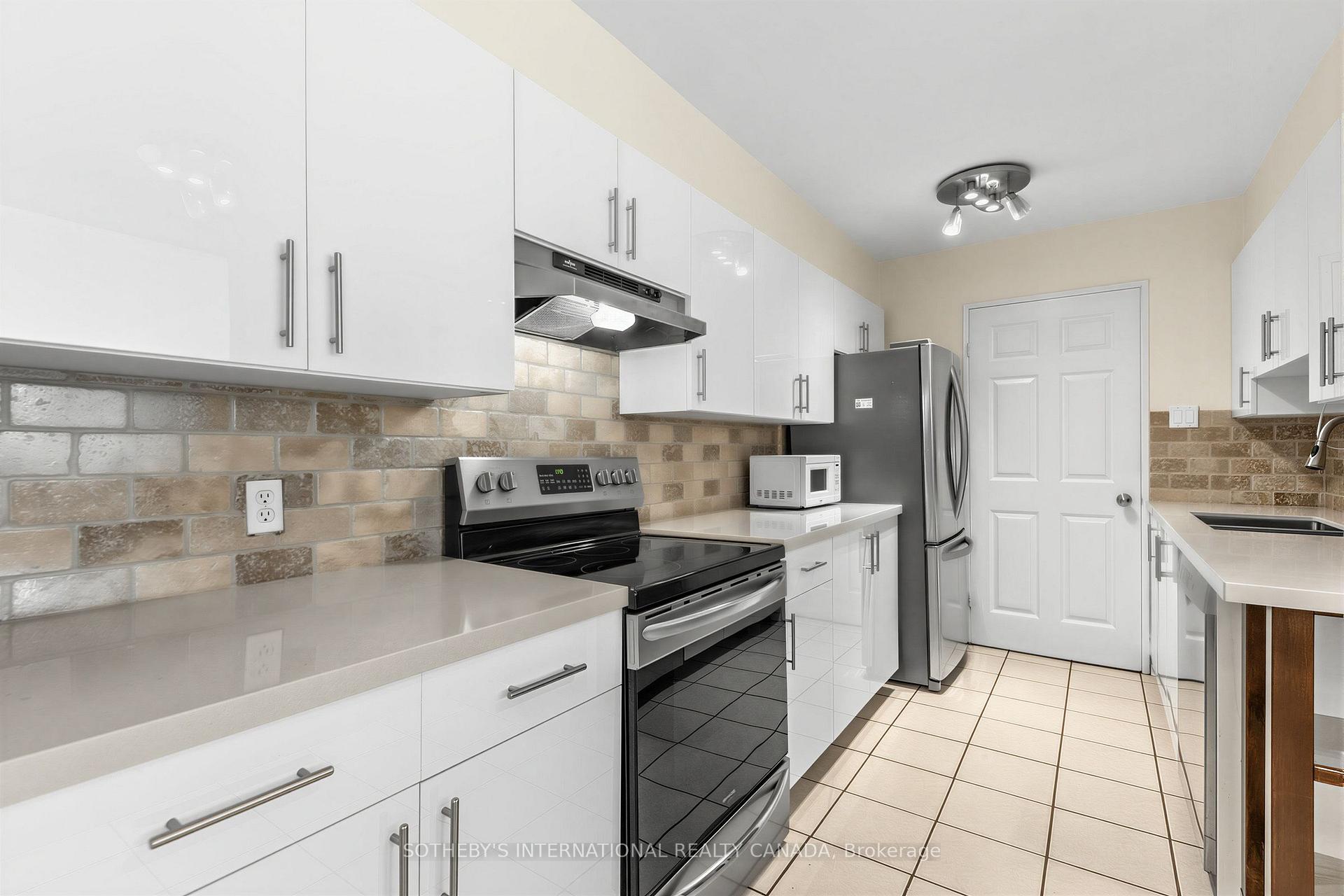 45 Carlton Street 403, Toronto Unit: 403