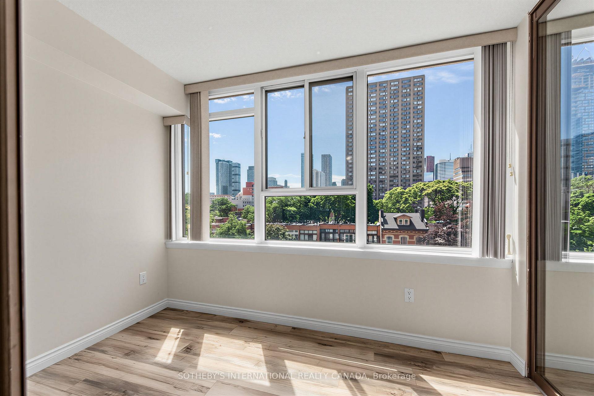 45 Carlton Street 403, Toronto Unit: 403