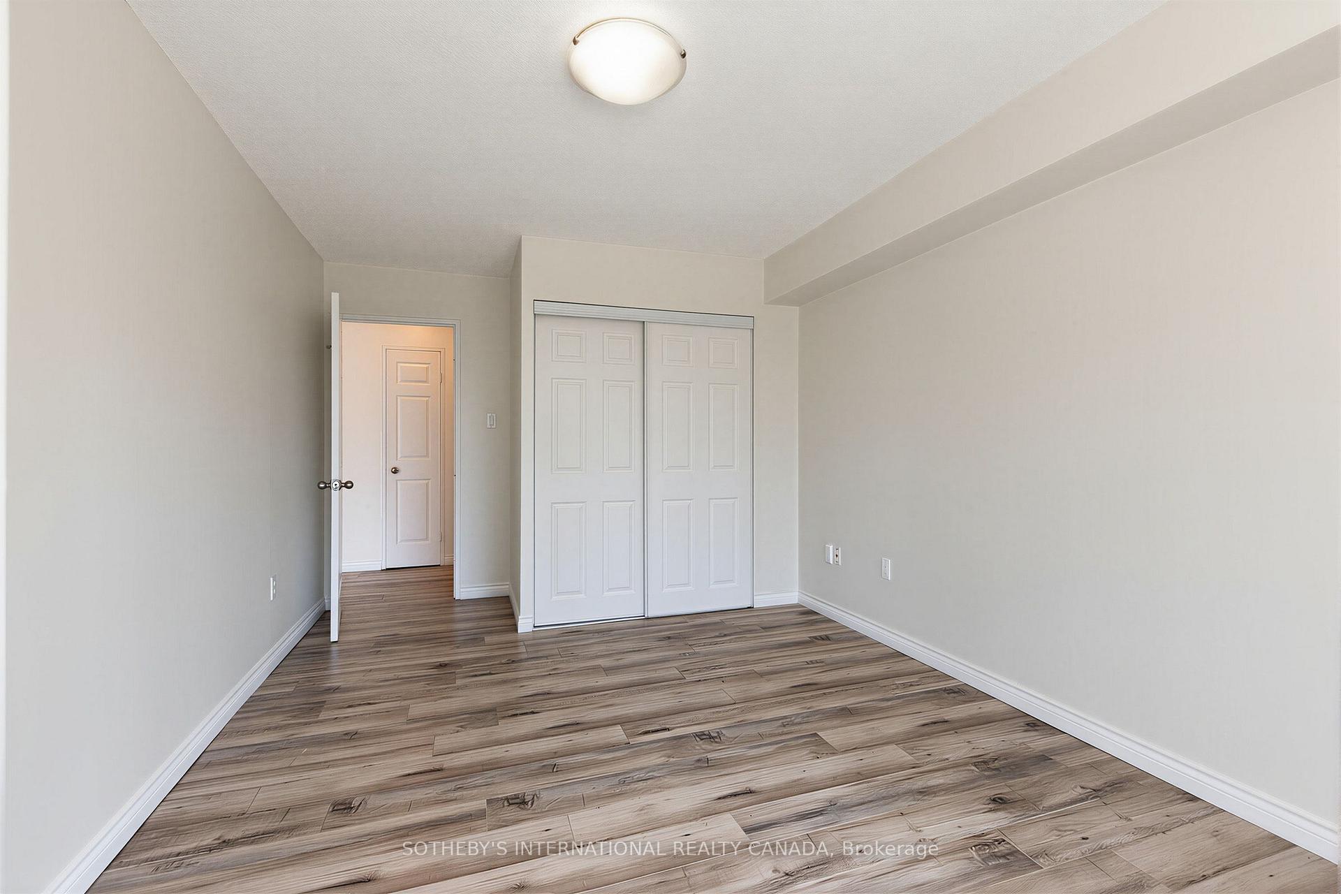 45 Carlton Street 403, Toronto Unit: 403