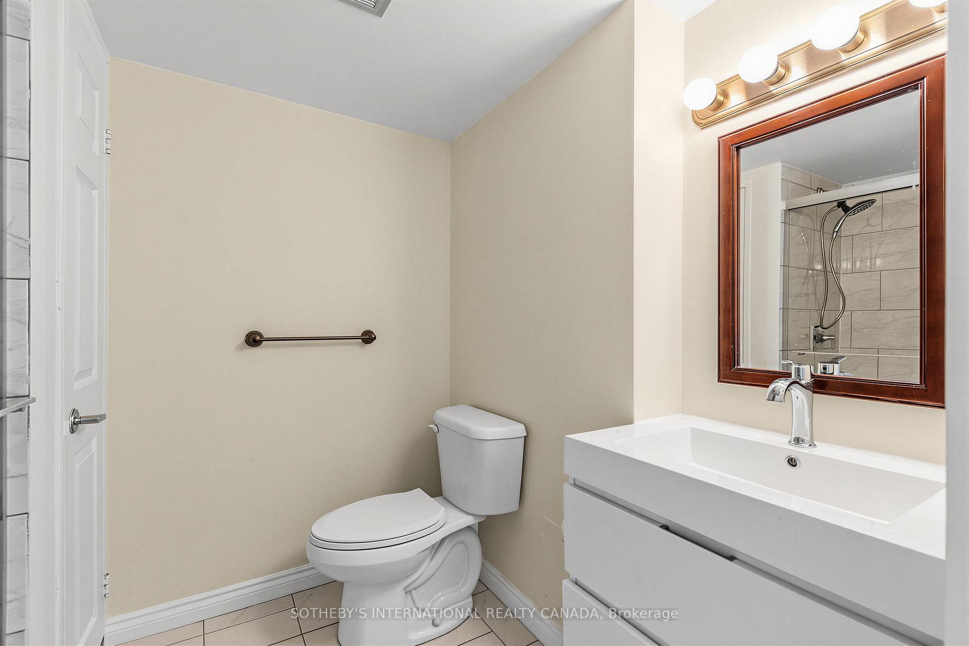 45 Carlton Street 403, Toronto Unit: 403