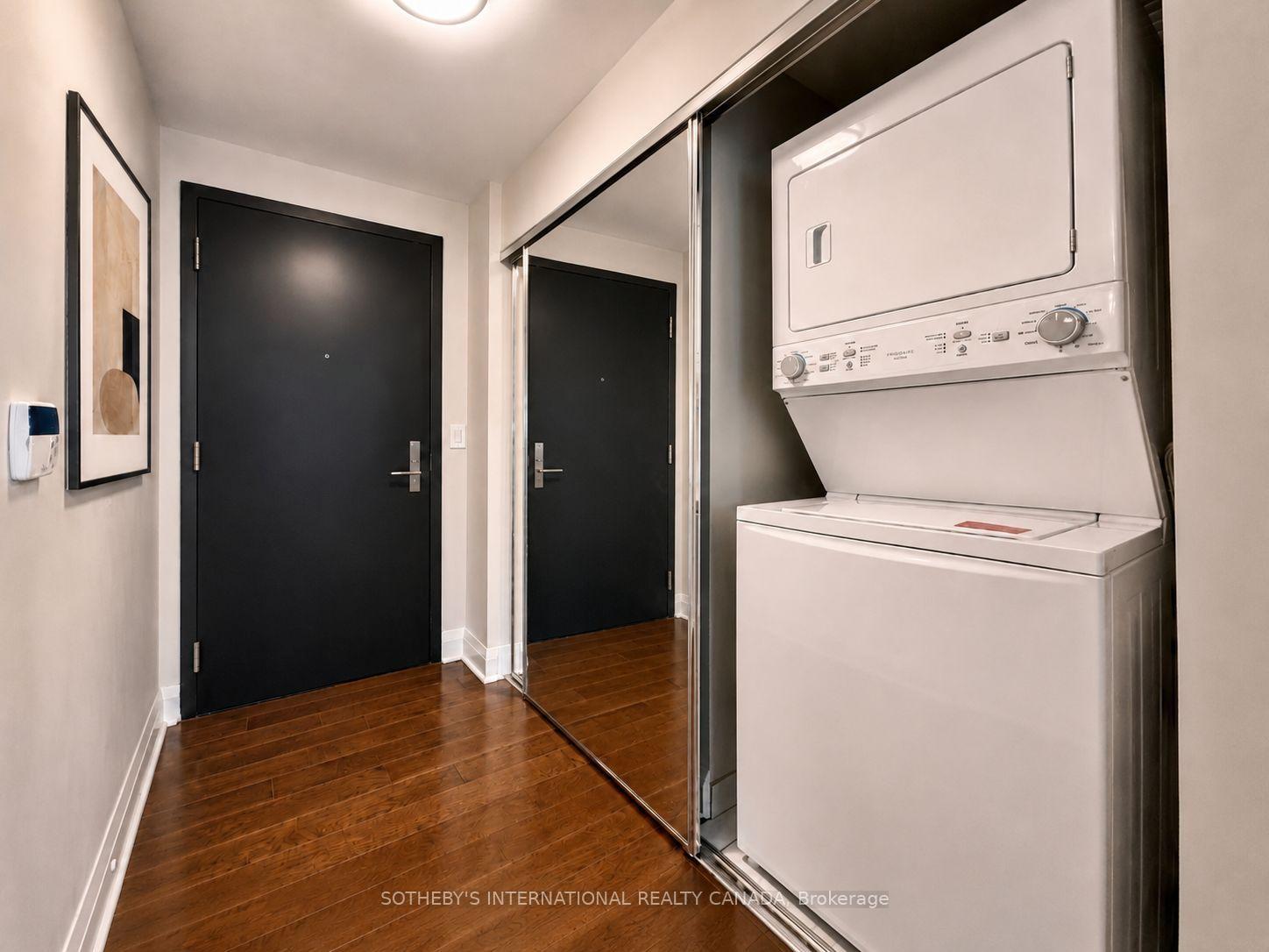 1080 Bay Street 2309, Toronto Unit: 2309
