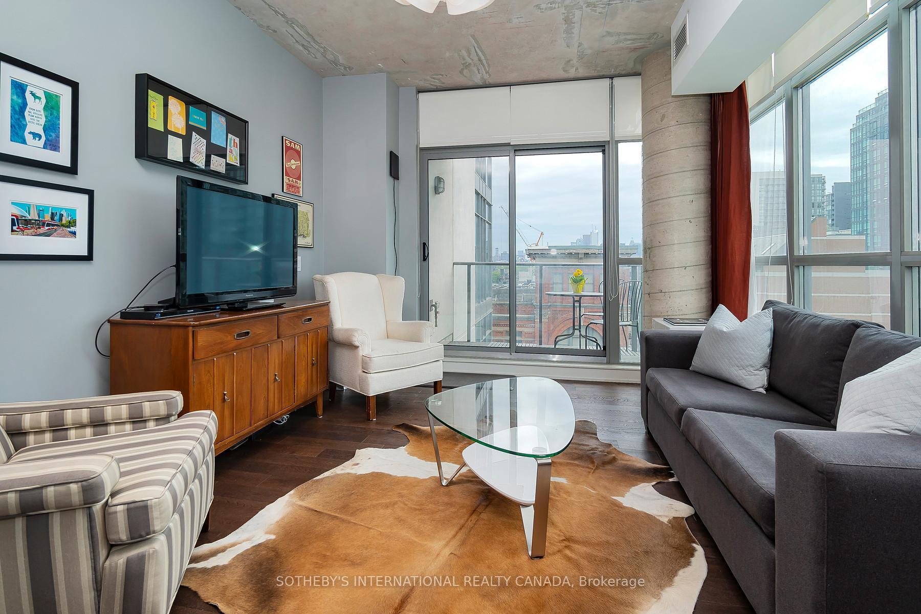 2 Gladstone Avenue 706, Toronto Unit: 706