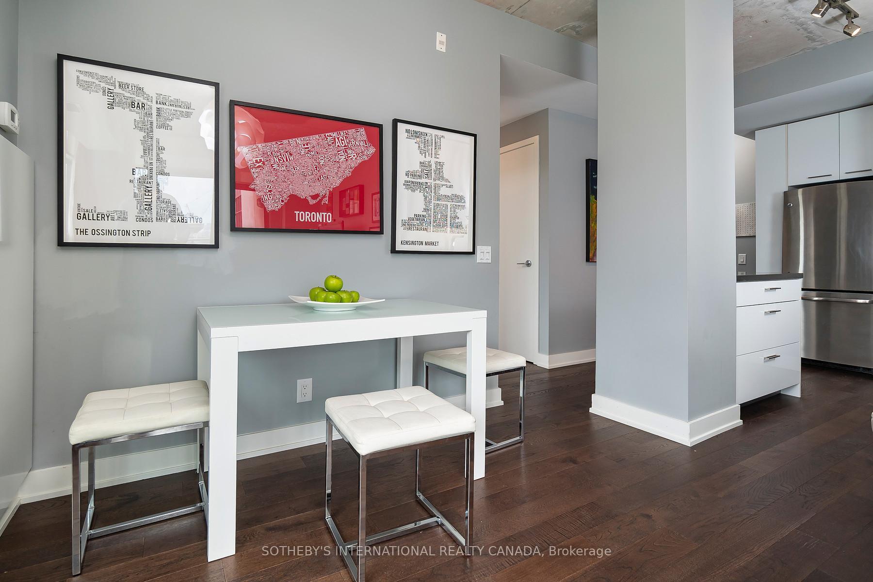 2 Gladstone Avenue 706, Toronto Unit: 706