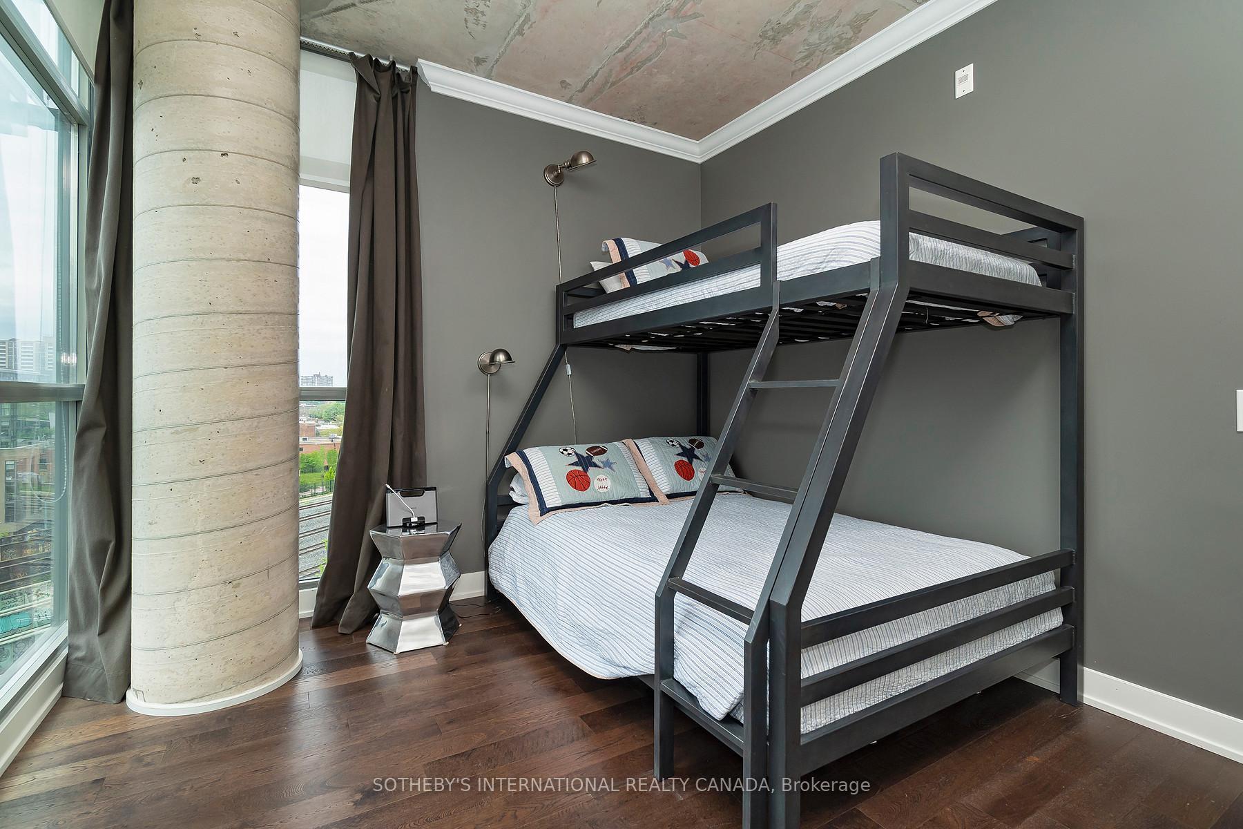 2 Gladstone Avenue 706, Toronto Unit: 706