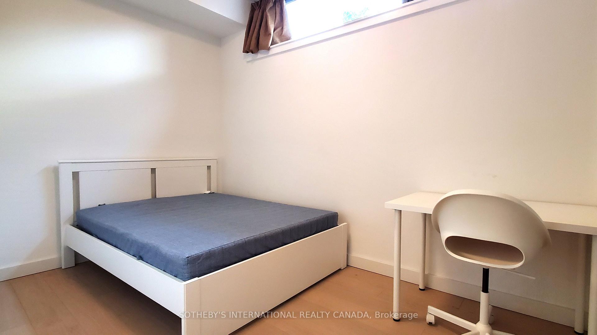 81 Wellesley Street E 305, Toronto Unit: 305